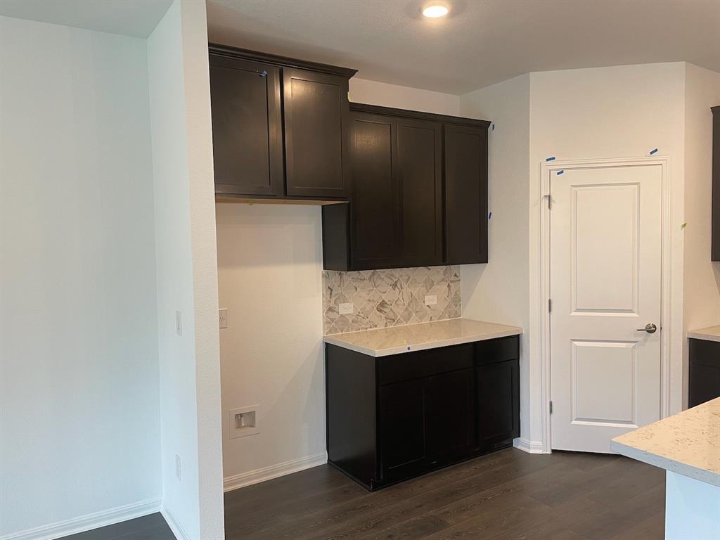 116 Diorite Dr, Liberty Hill, TX 78642