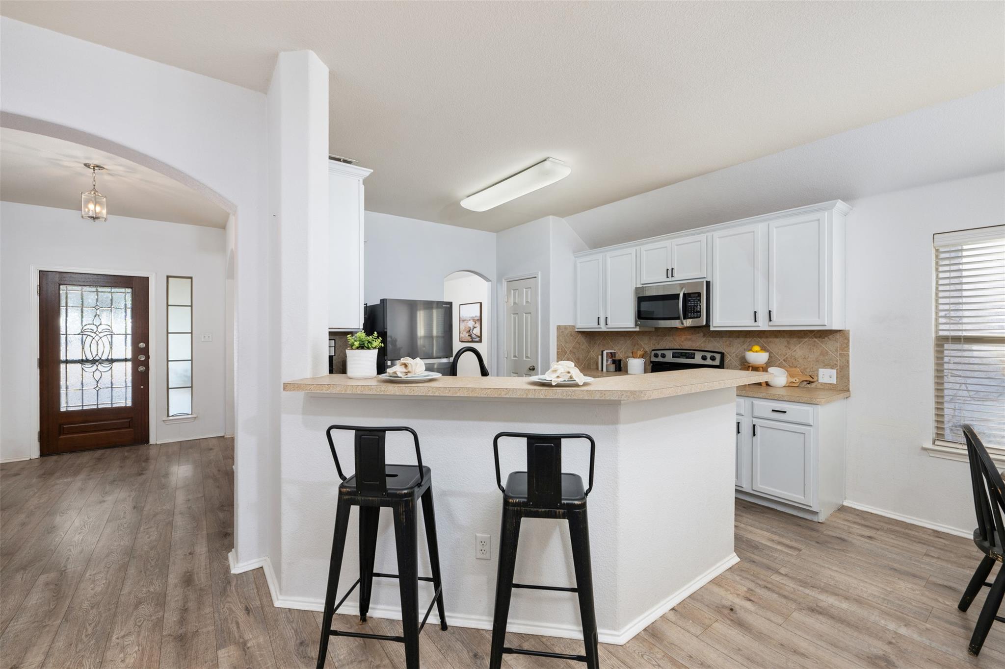 216 Drystone Trl, Liberty Hill, TX 78642