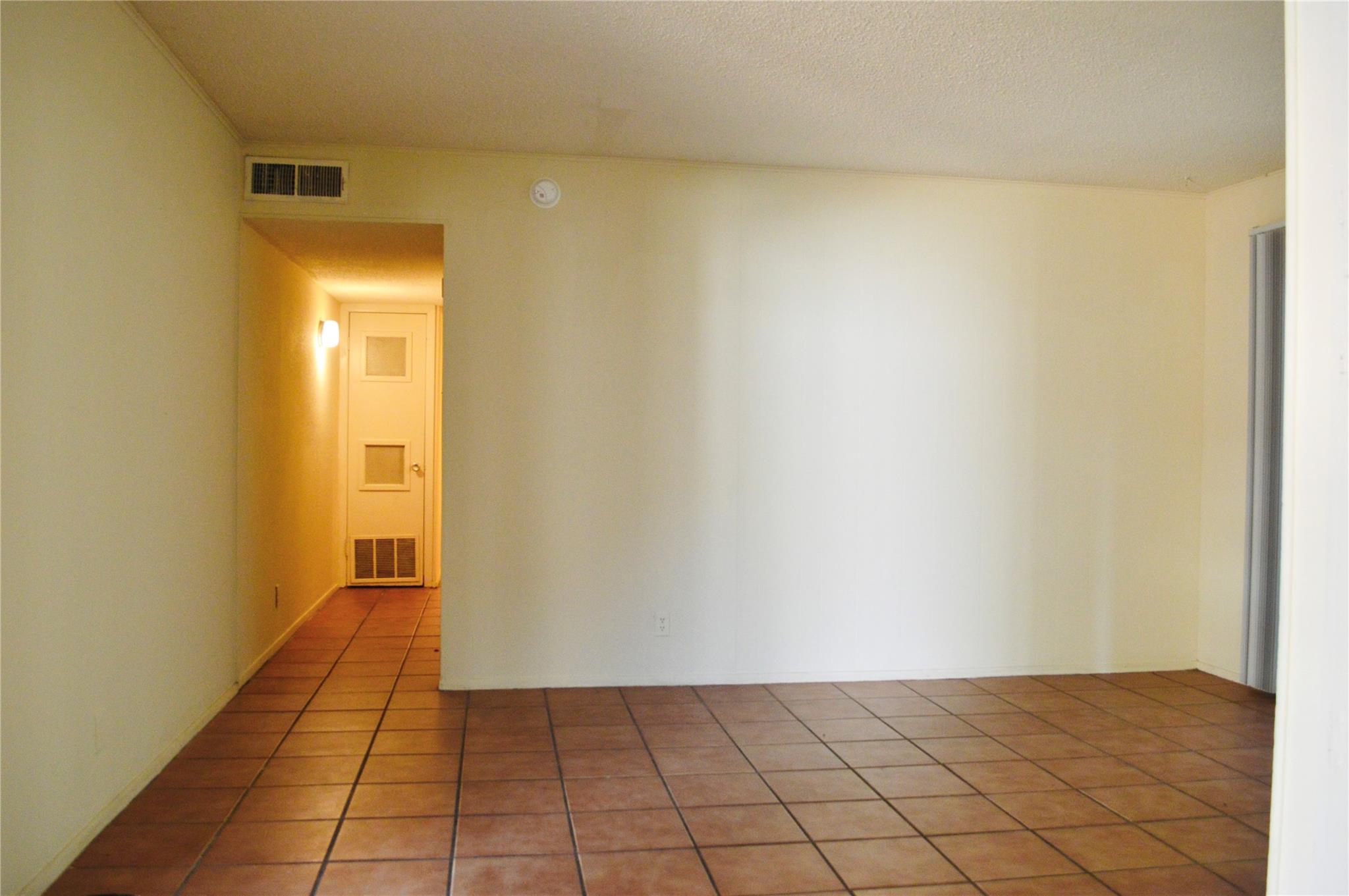 2610 Salado st St # 110, Austin, TX 78705