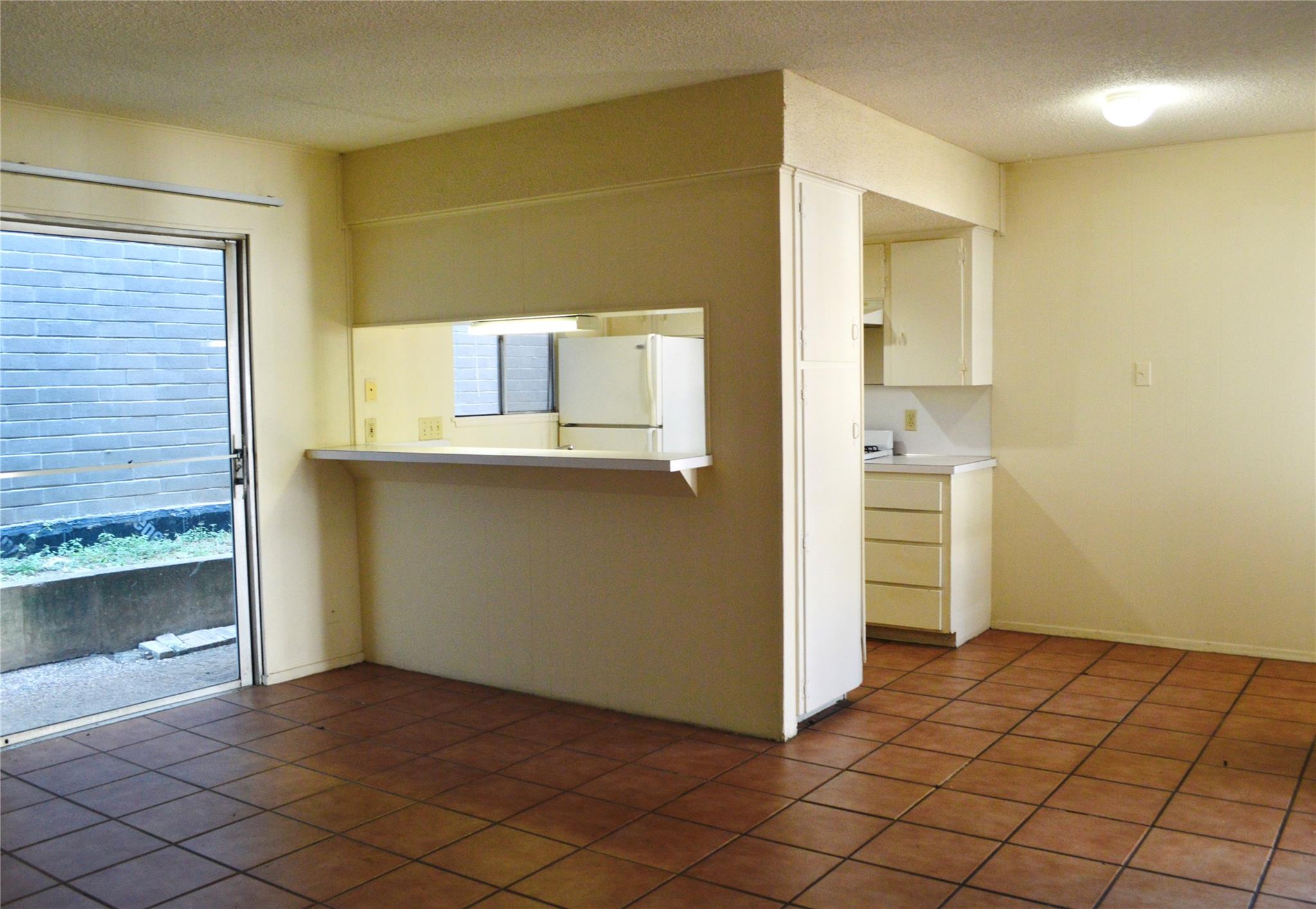 2610 Salado st St # 110, Austin, TX 78705