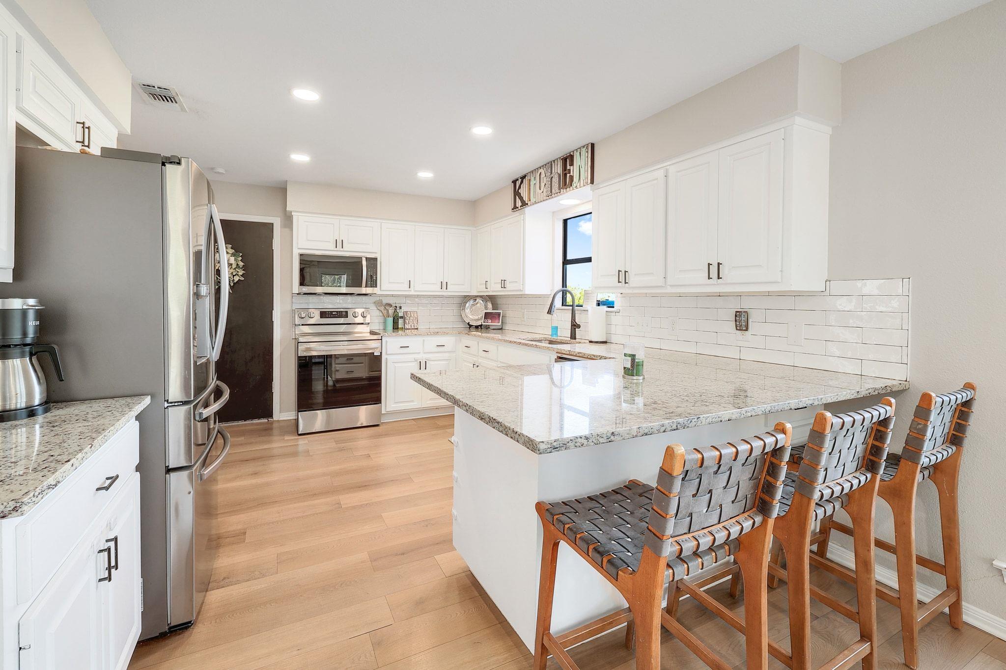 21302 High Dr, Lago Vista, TX 78645