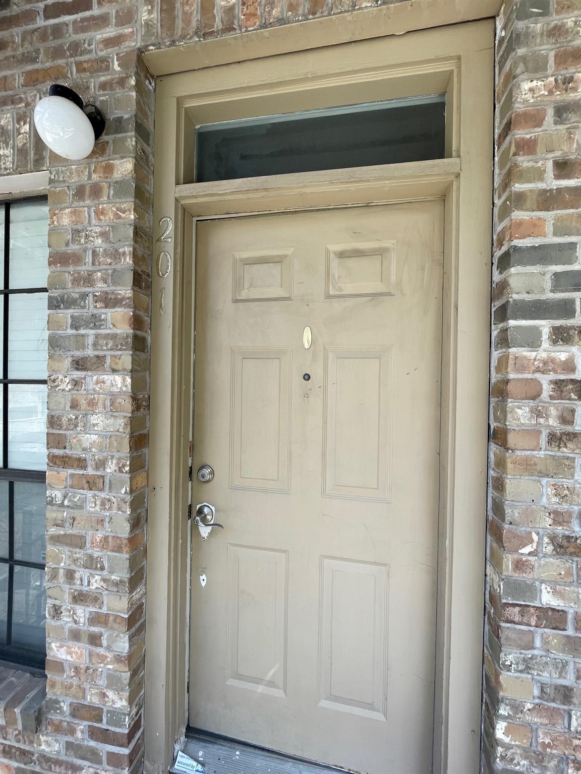 715 W 22 1/2 St # 201, Austin, TX 78705