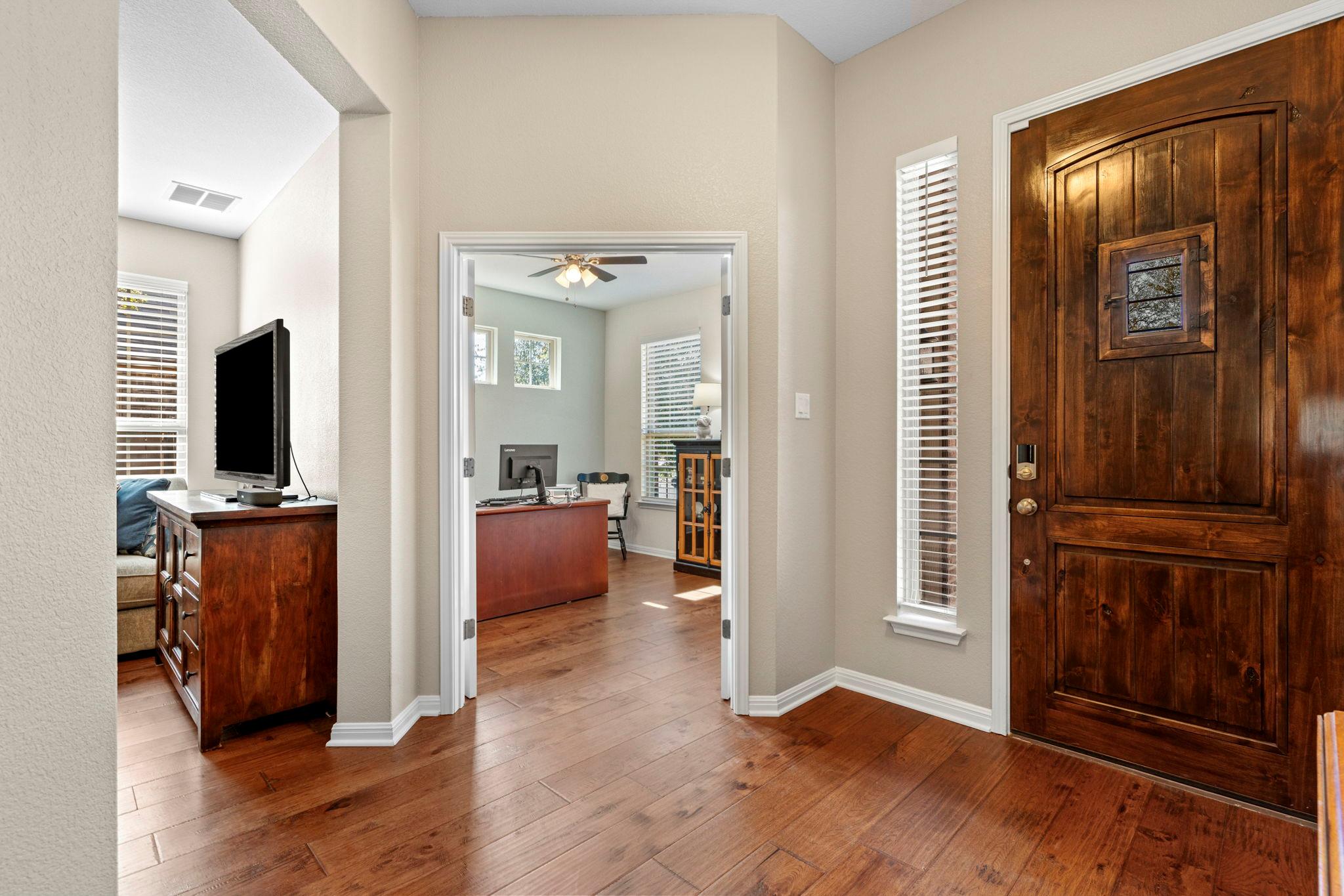 349 Enchanted Woods Trl, Buda, TX 78610