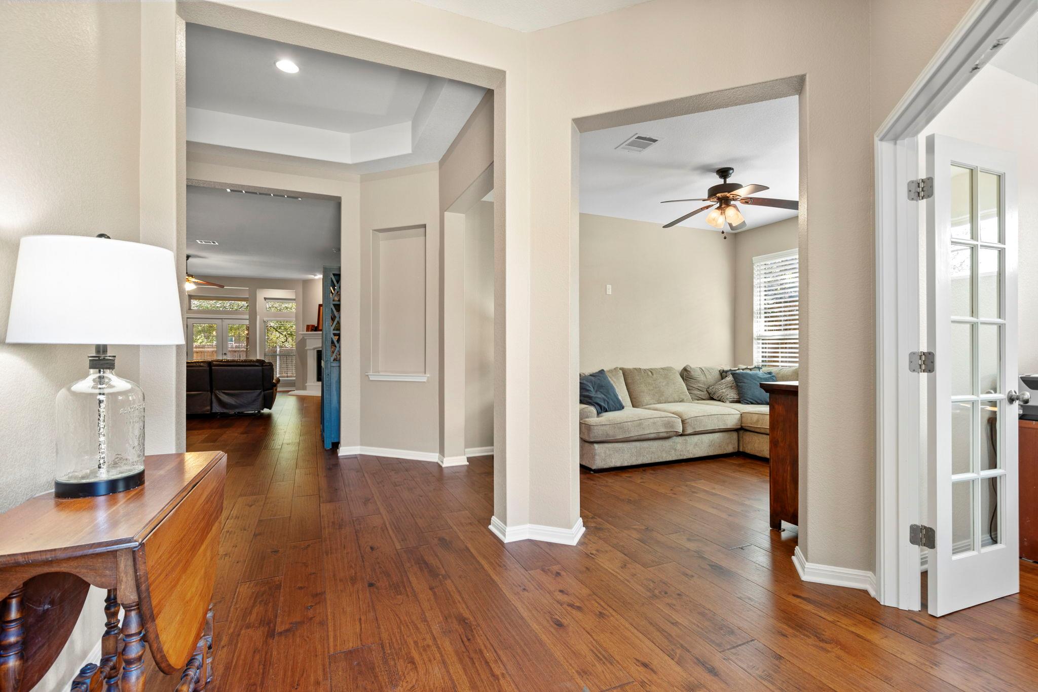 349 Enchanted Woods Trl, Buda, TX 78610