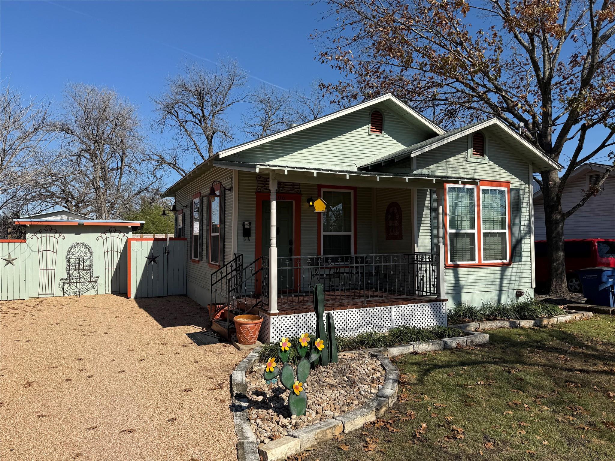 406 Normandy St, Austin, TX 78745