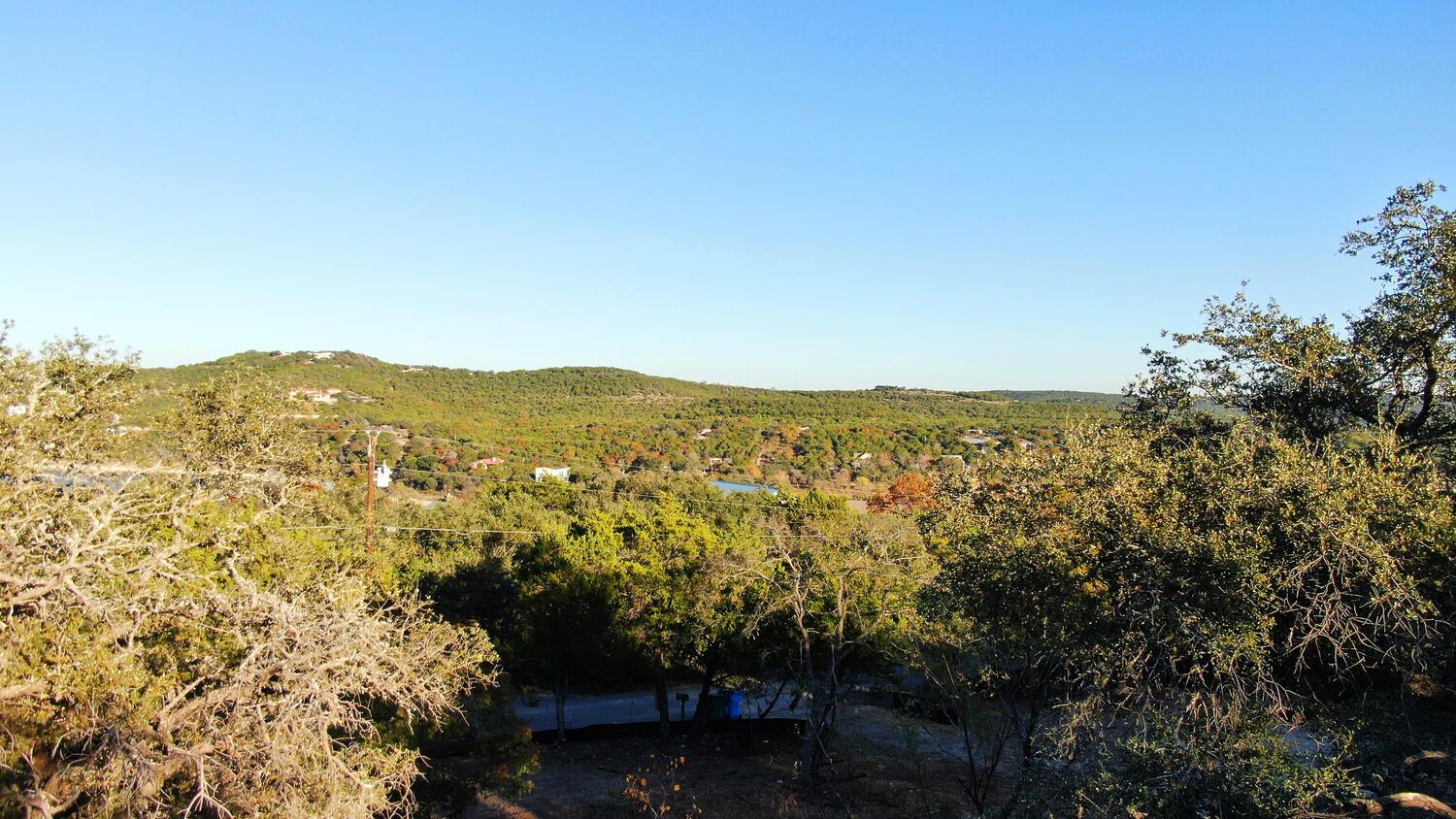 18303 W Rim Dr, Jonestown, TX 78645