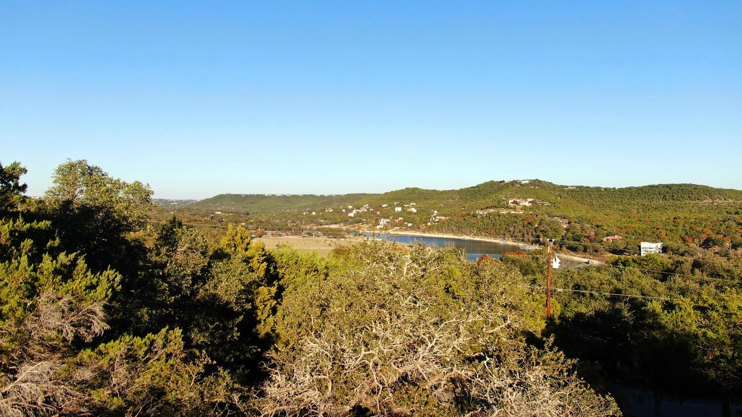 18303 W Rim Dr, Jonestown, TX 78645