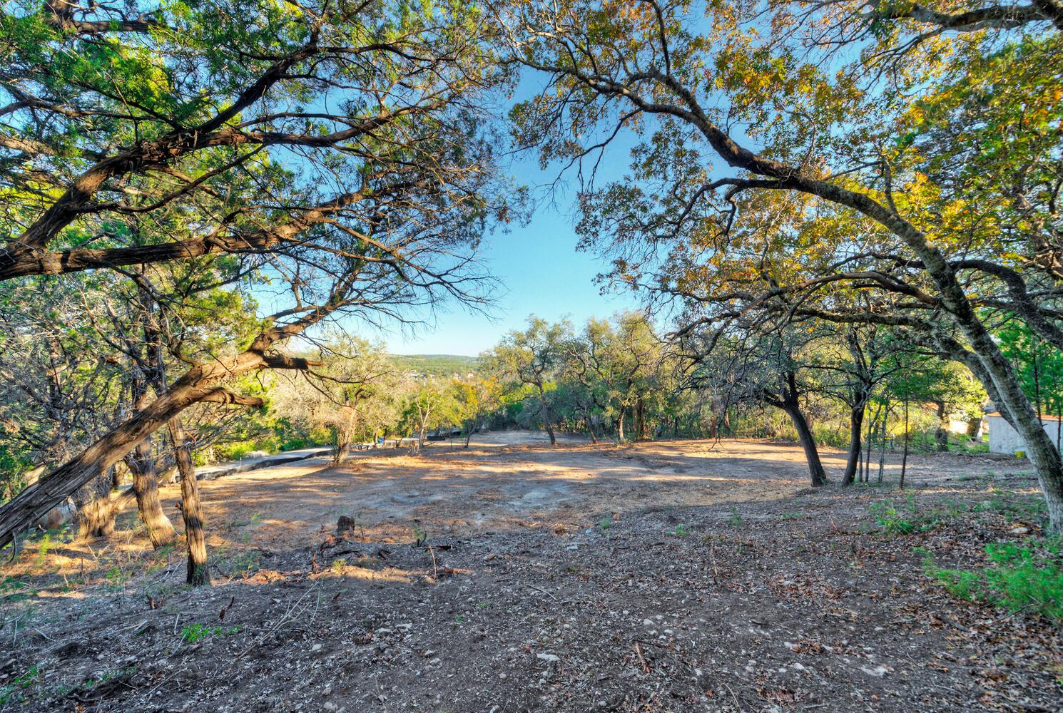 18303 W Rim Dr, Jonestown, TX 78645