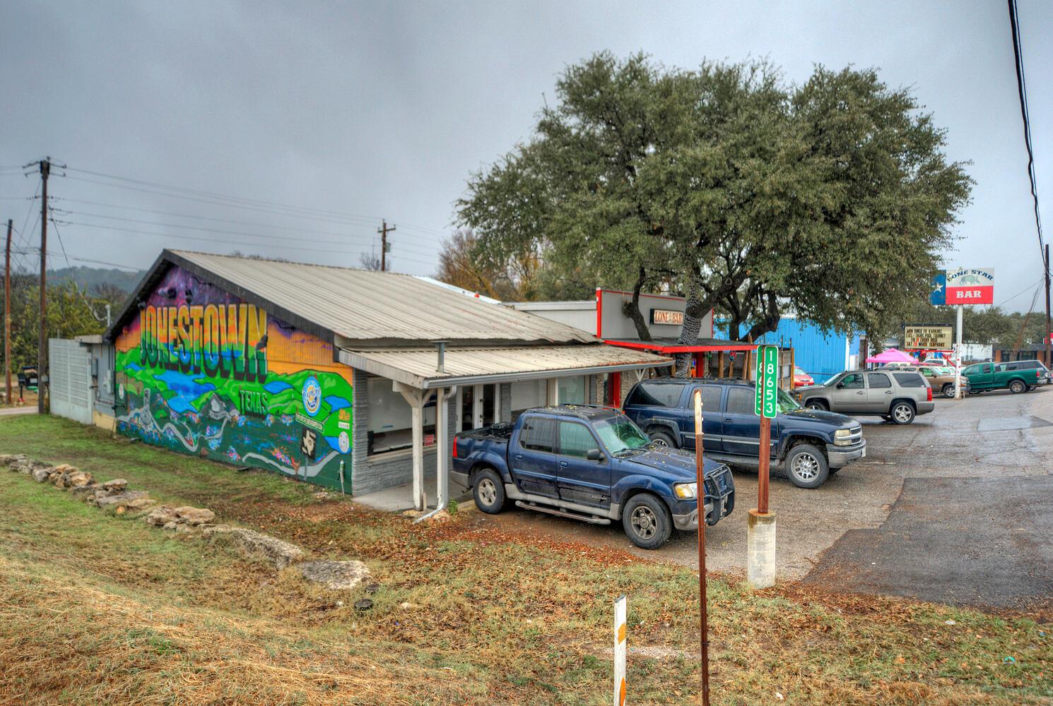 18303 W Rim Dr, Jonestown, TX 78645