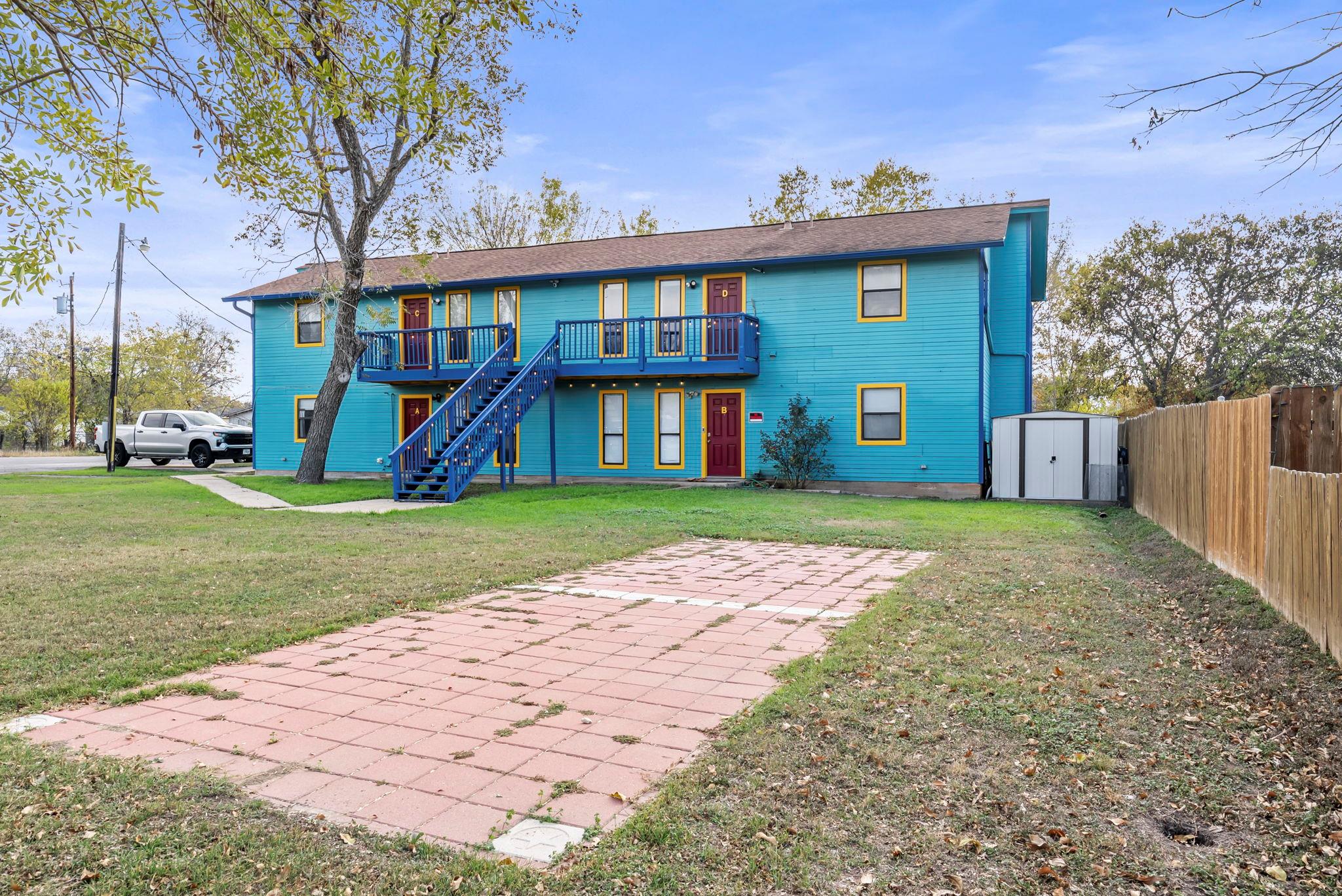 202 W Wheeler St, Manor, TX 78653