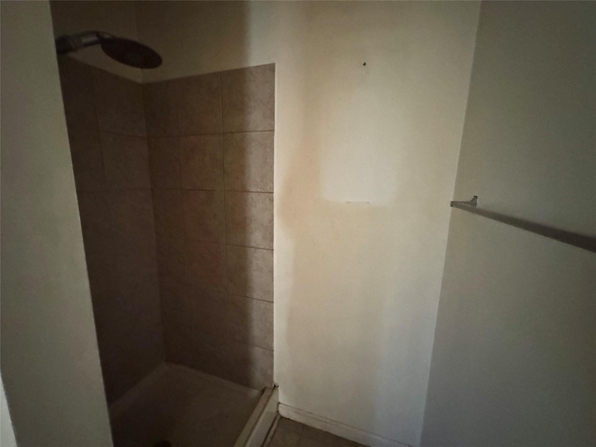 1133 Salina St, Austin, TX 78702