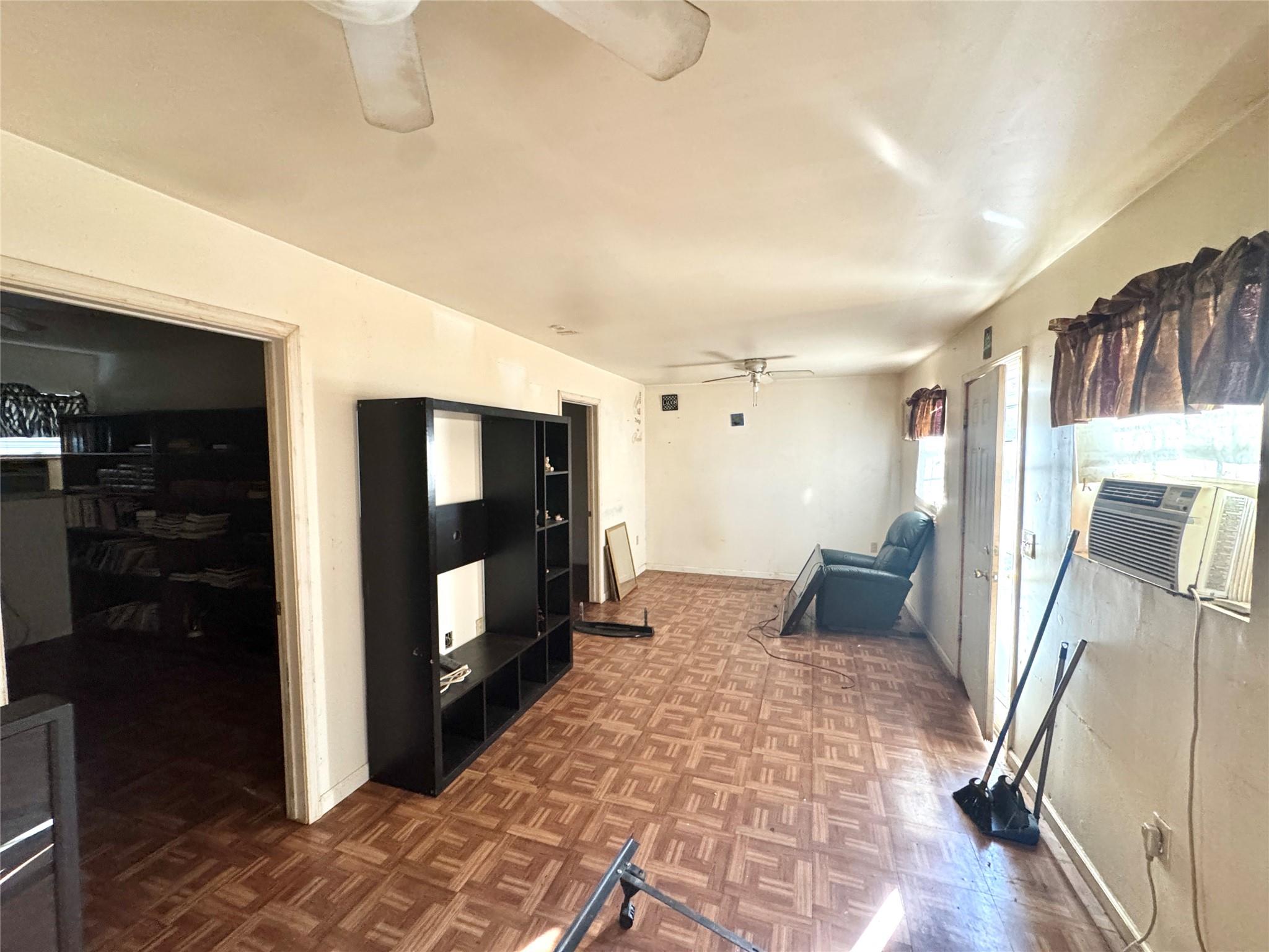 1133 Salina St, Austin, TX 78702