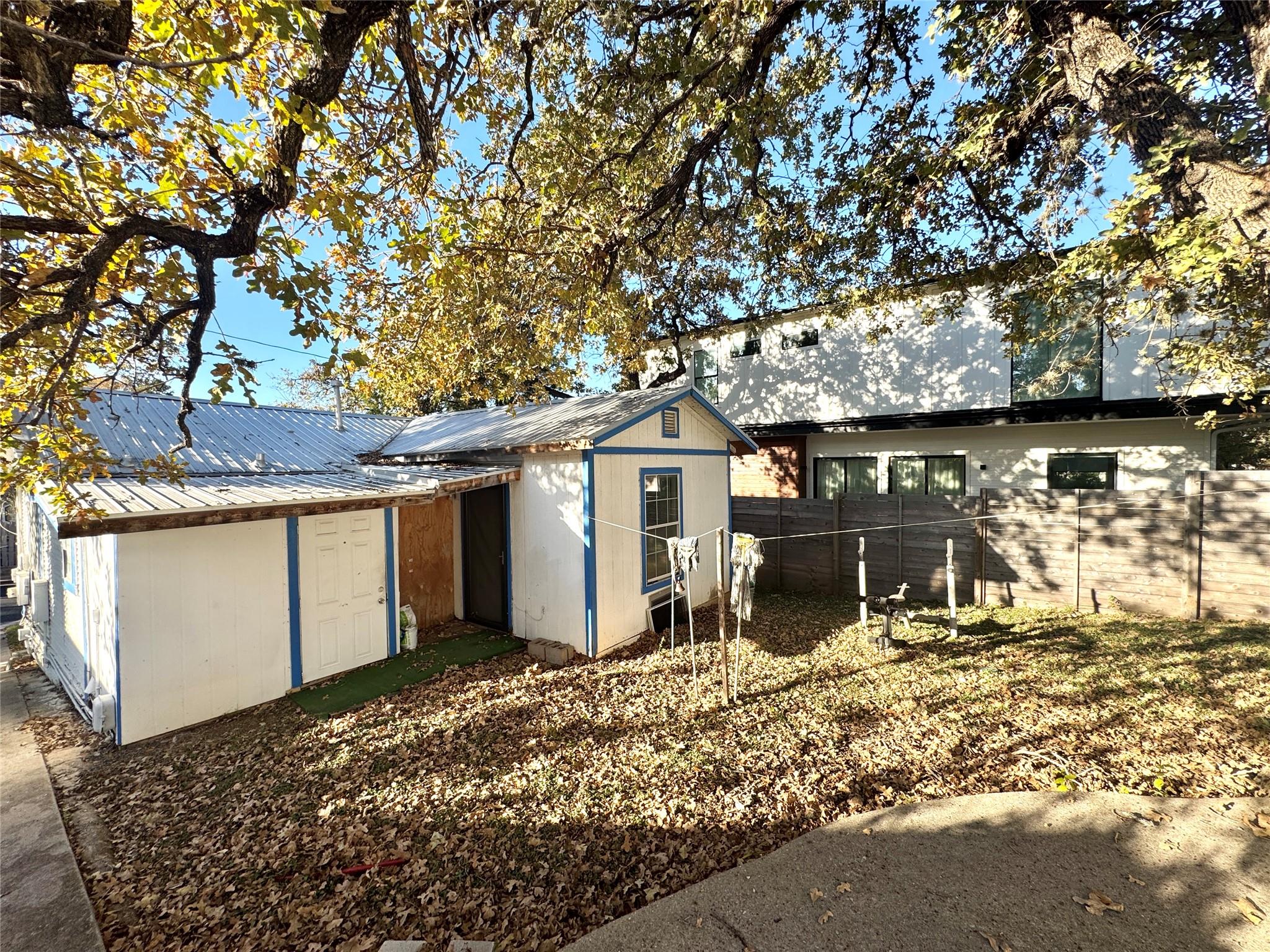 1133 Salina St, Austin, TX 78702