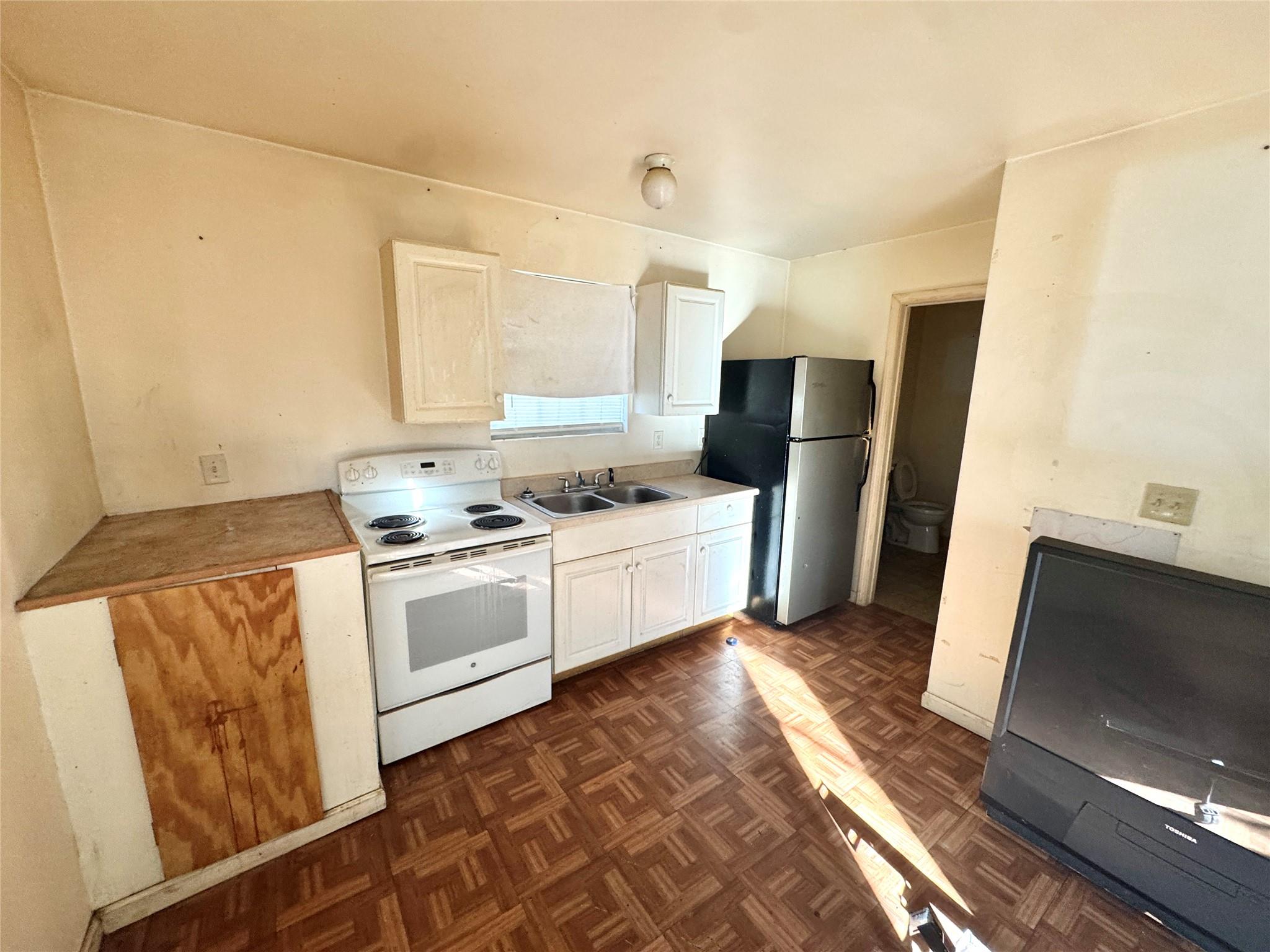 1133 Salina St, Austin, TX 78702