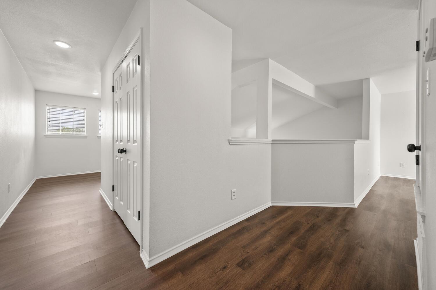 230 San Felipe Dr, Kyle, TX 78640