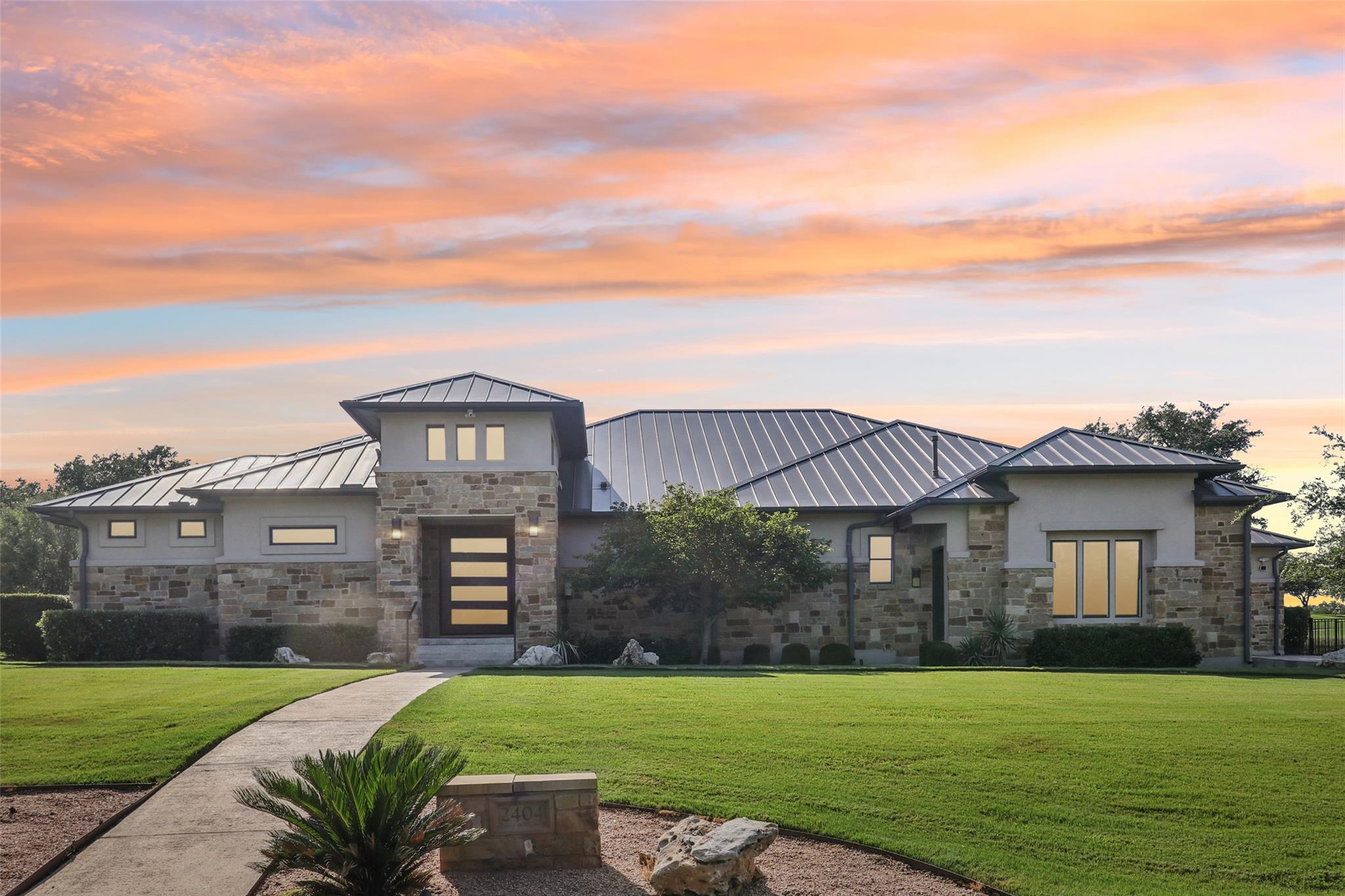 2404 Sailboat Pass, Spicewood, TX 78669