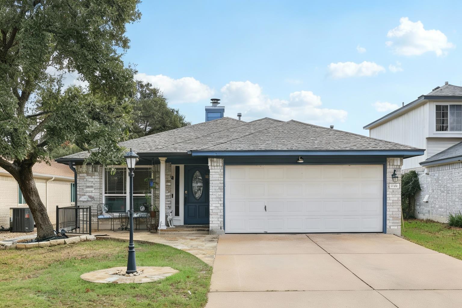 2614 Claudia Dr, Leander, TX 78641