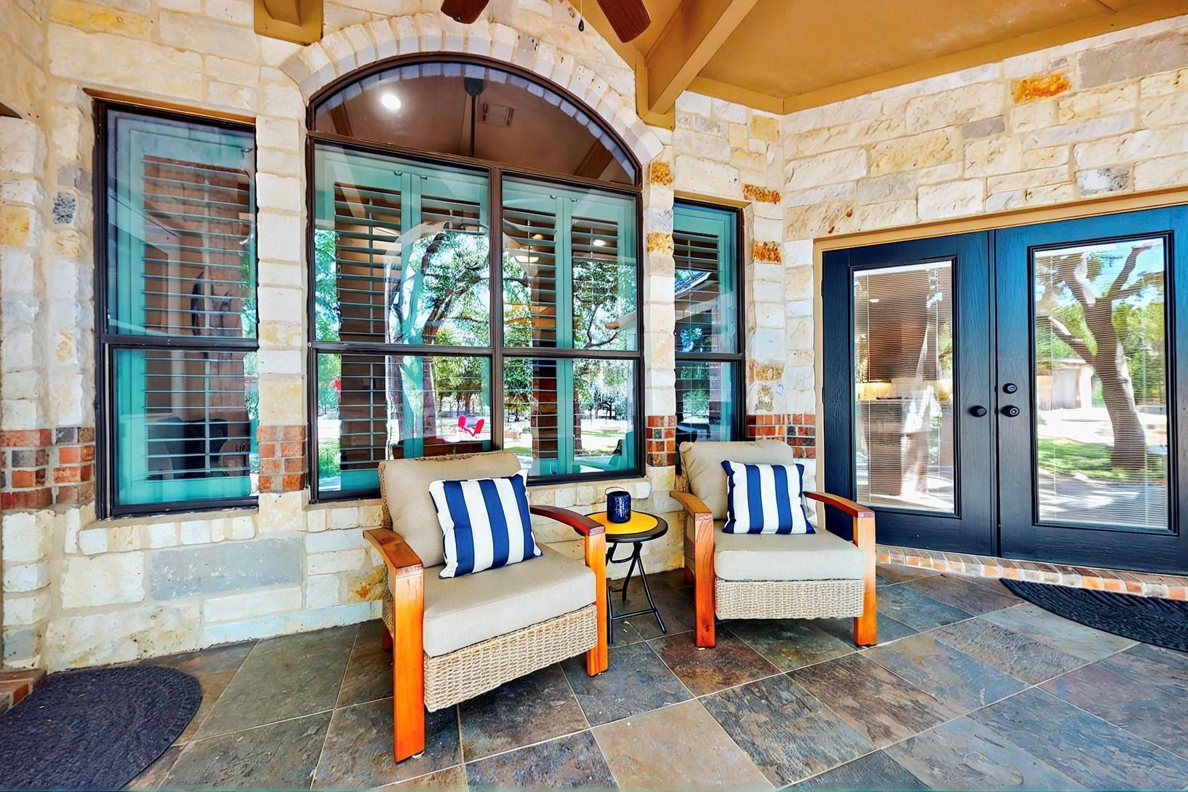 104 Standing Oak Dr, Georgetown, TX 78633