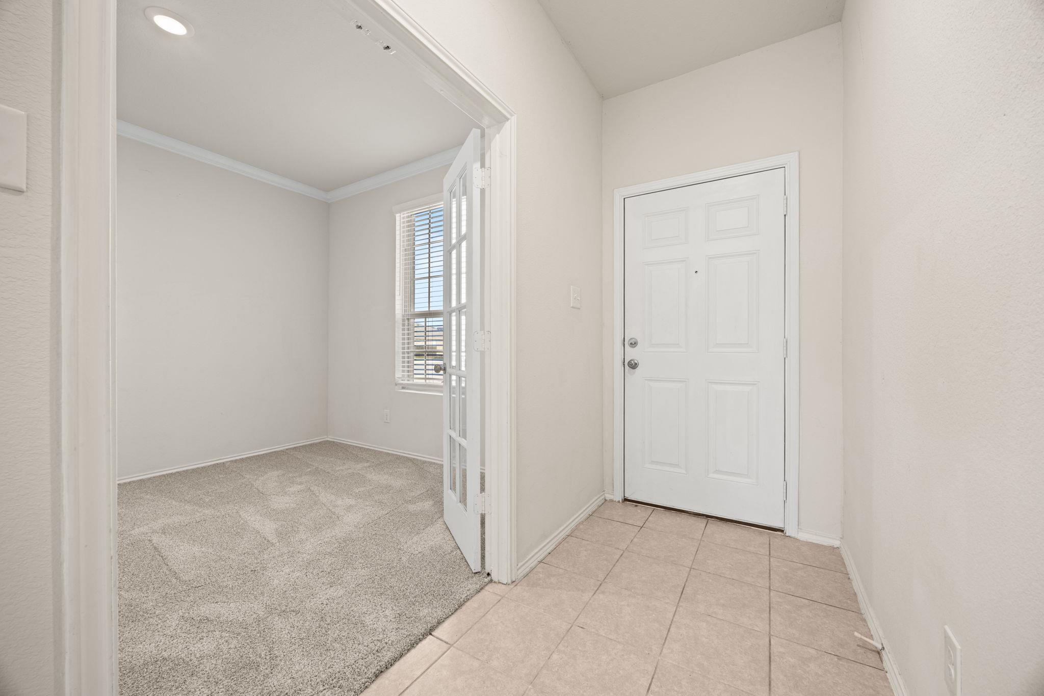 308 Bedford Falls Ln, Jarrell, TX 76537