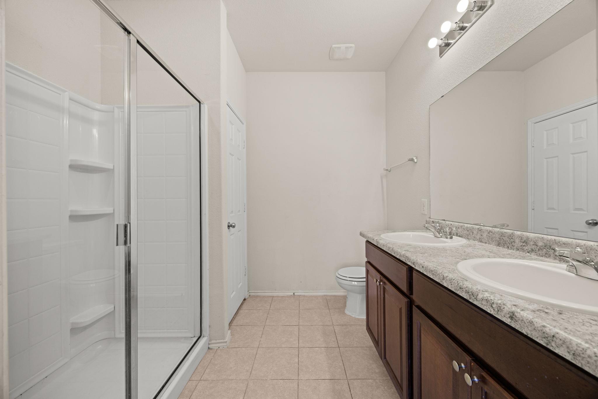 308 Bedford Falls Ln, Jarrell, TX 76537