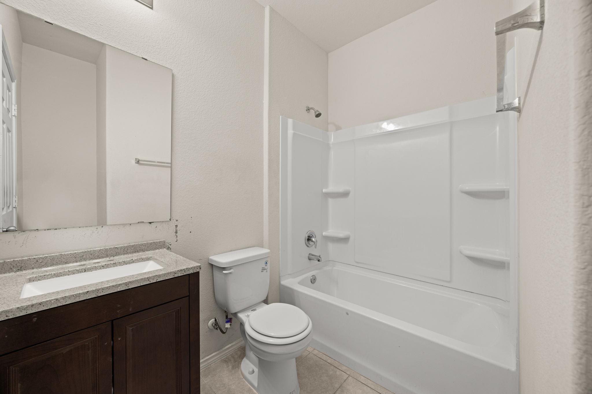 308 Bedford Falls Ln, Jarrell, TX 76537