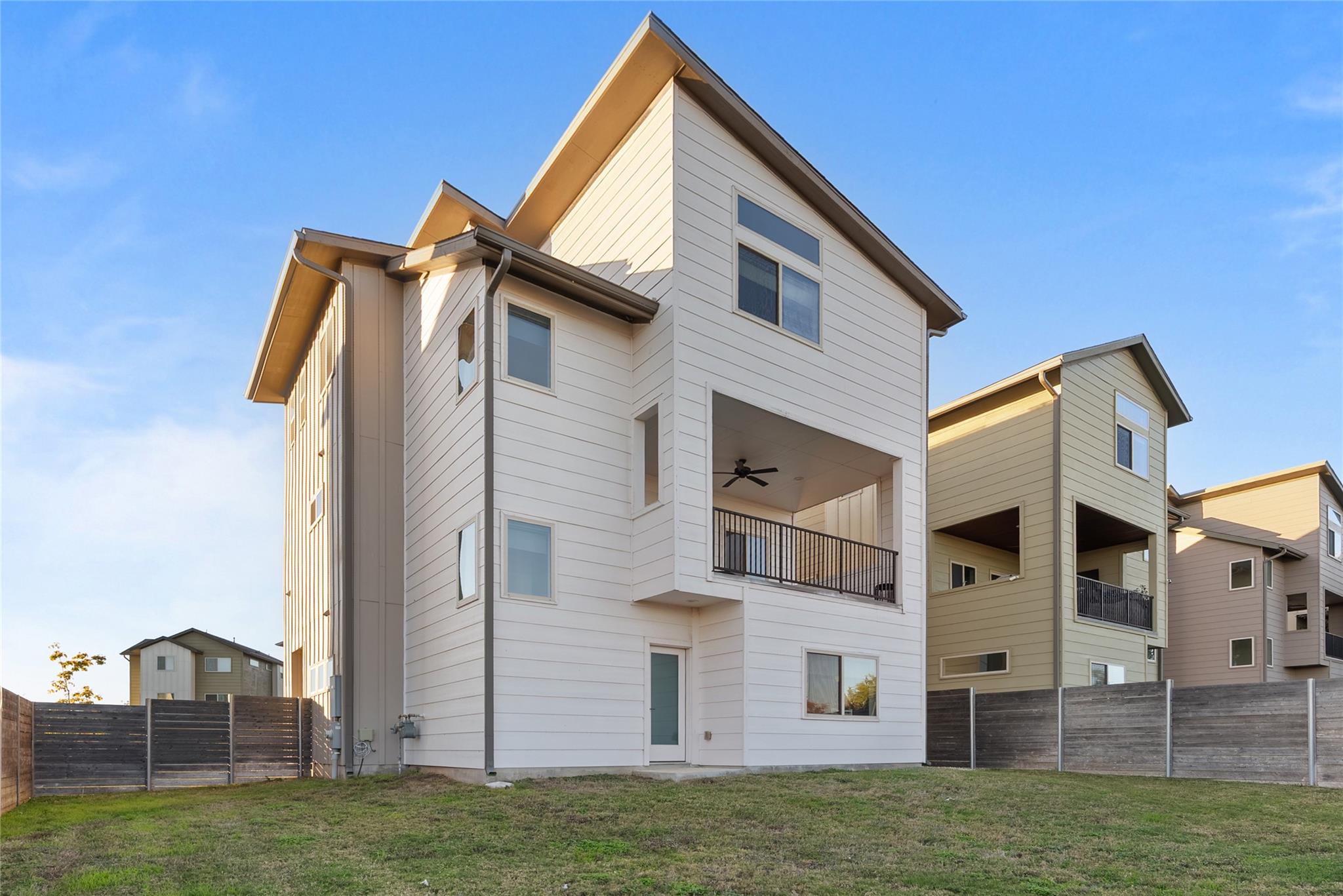 5315 La Crosse Ave # 16, Austin, TX 78739