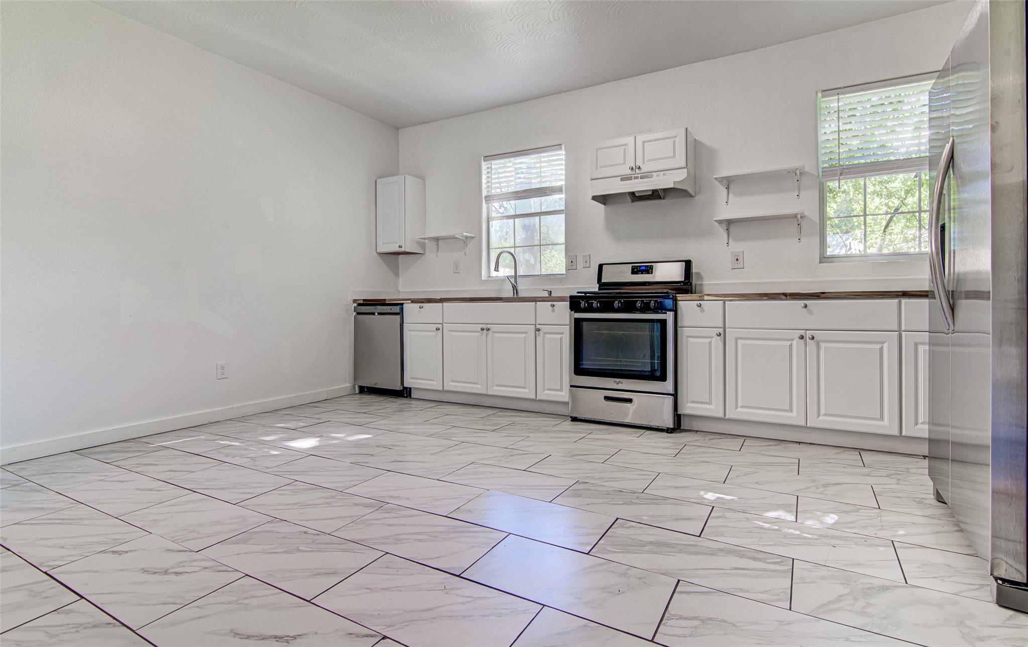 2544 Sol Wilson Ave, Austin, TX 78702