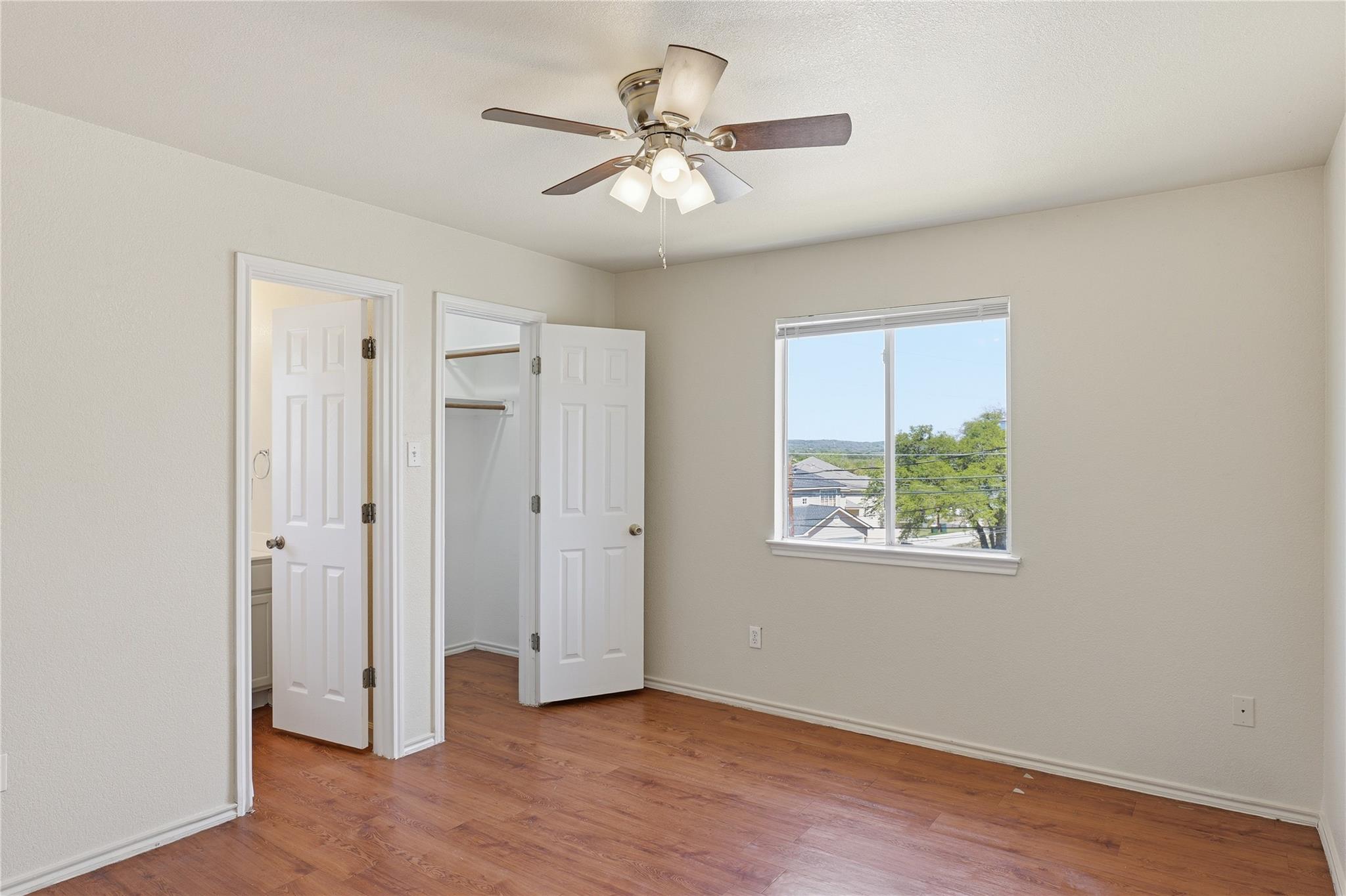 885 Sagewood Trl, San Marcos, TX 78666