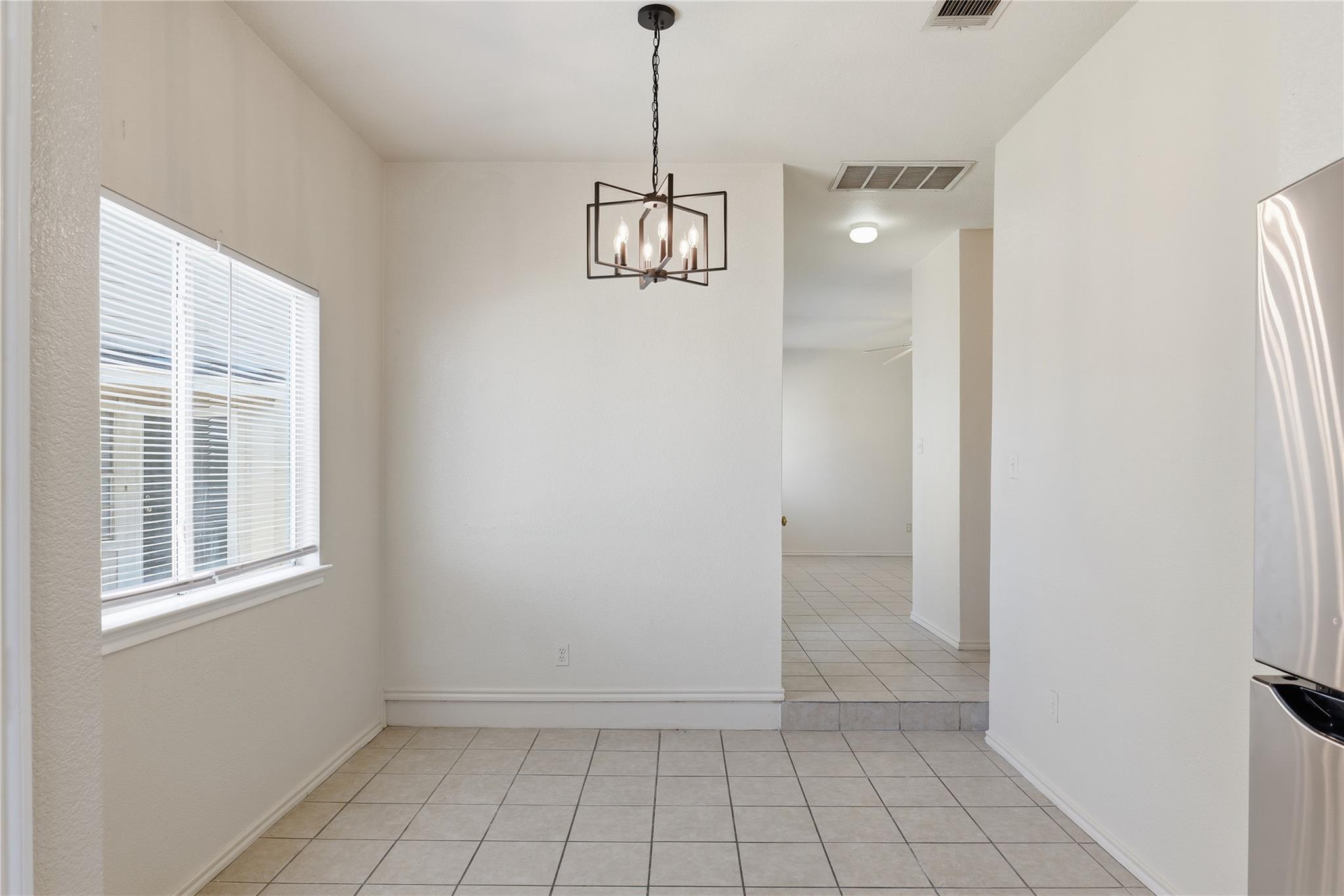 885 Sagewood Trl, San Marcos, TX 78666