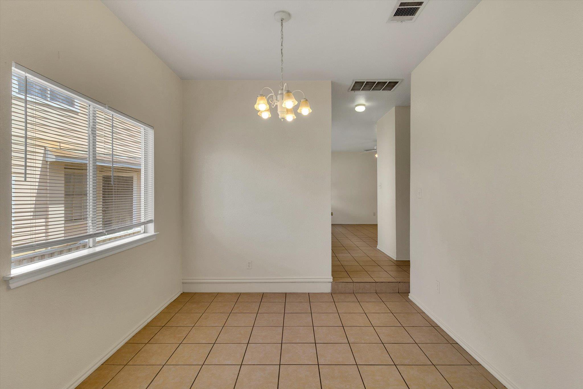 885 Sagewood Trl, San Marcos, TX 78666