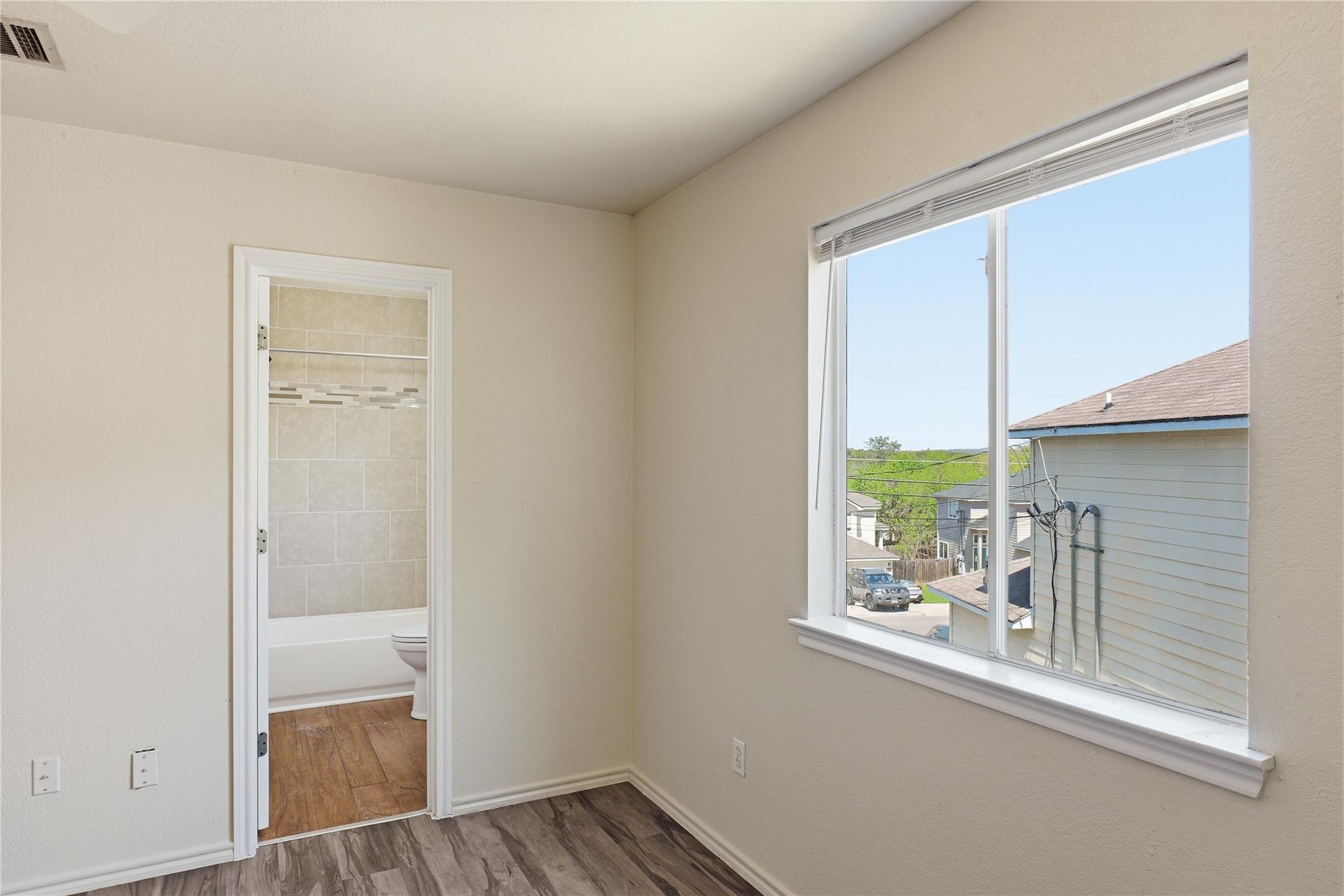 885 Sagewood Trl, San Marcos, TX 78666