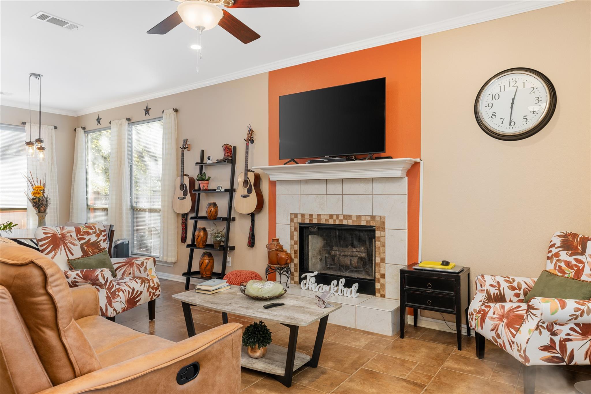 102 Elm Hill Ct, San Marcos, TX 78666