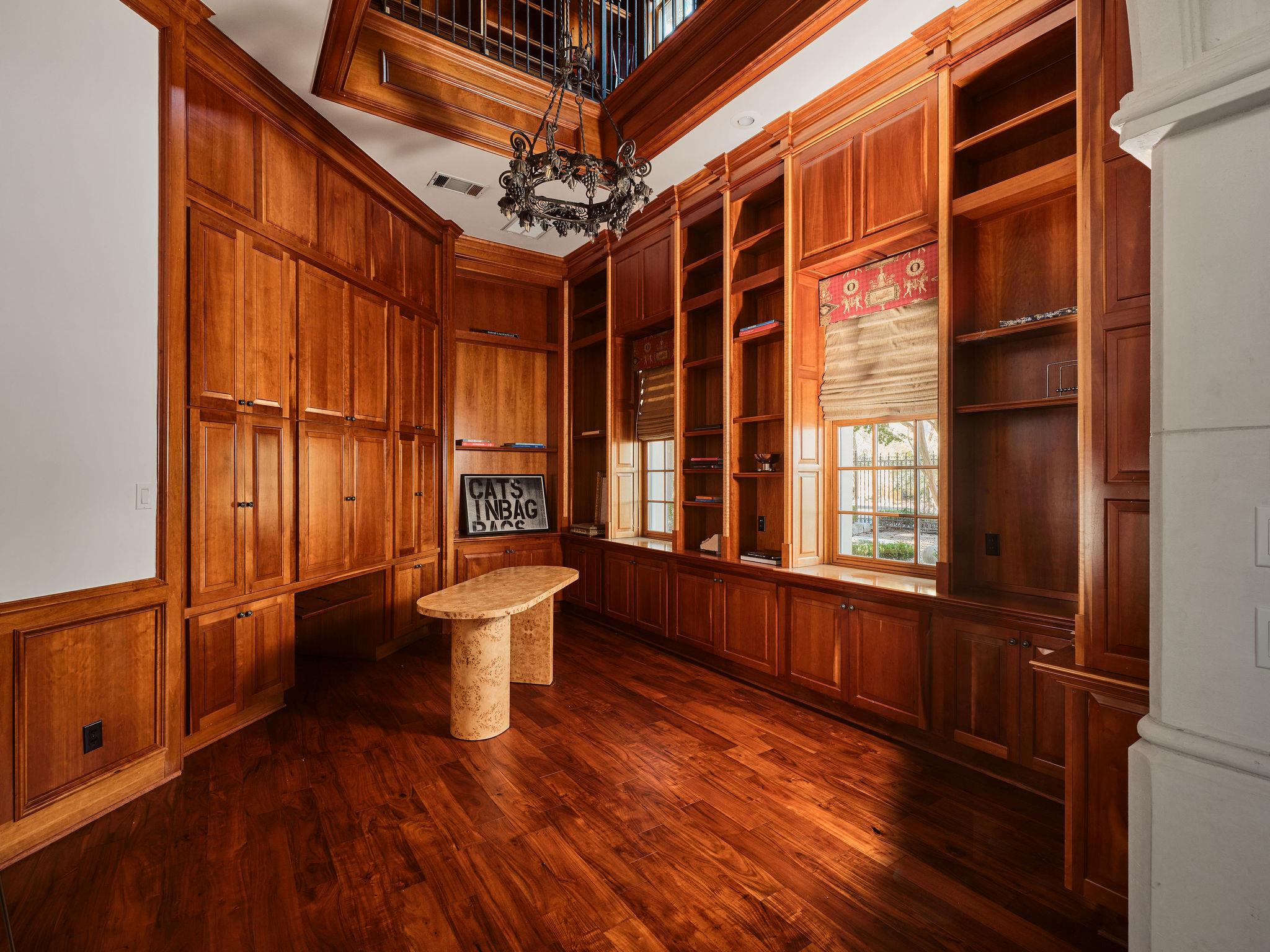 4511 Island Cv, Austin, TX 78731