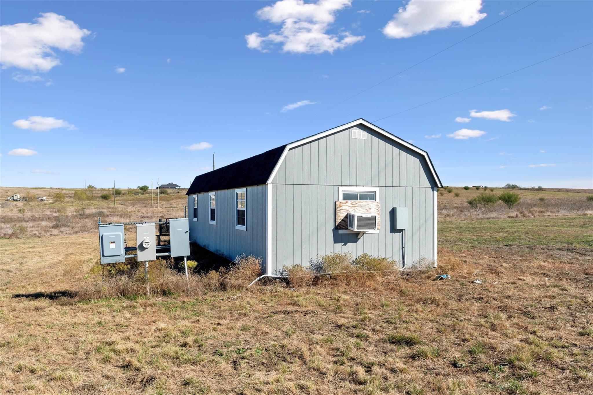 422 County Road 451 Rd, Coupland, TX 78615