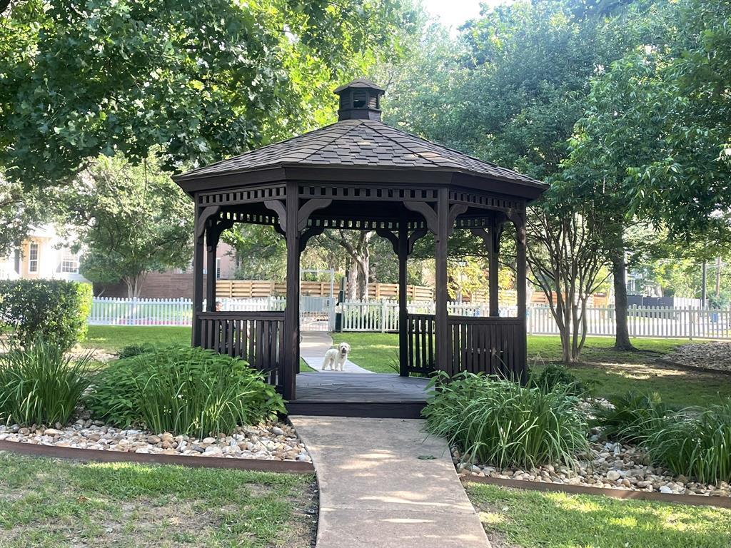 2721 Kinney Oaks Ct, Austin, TX 78704