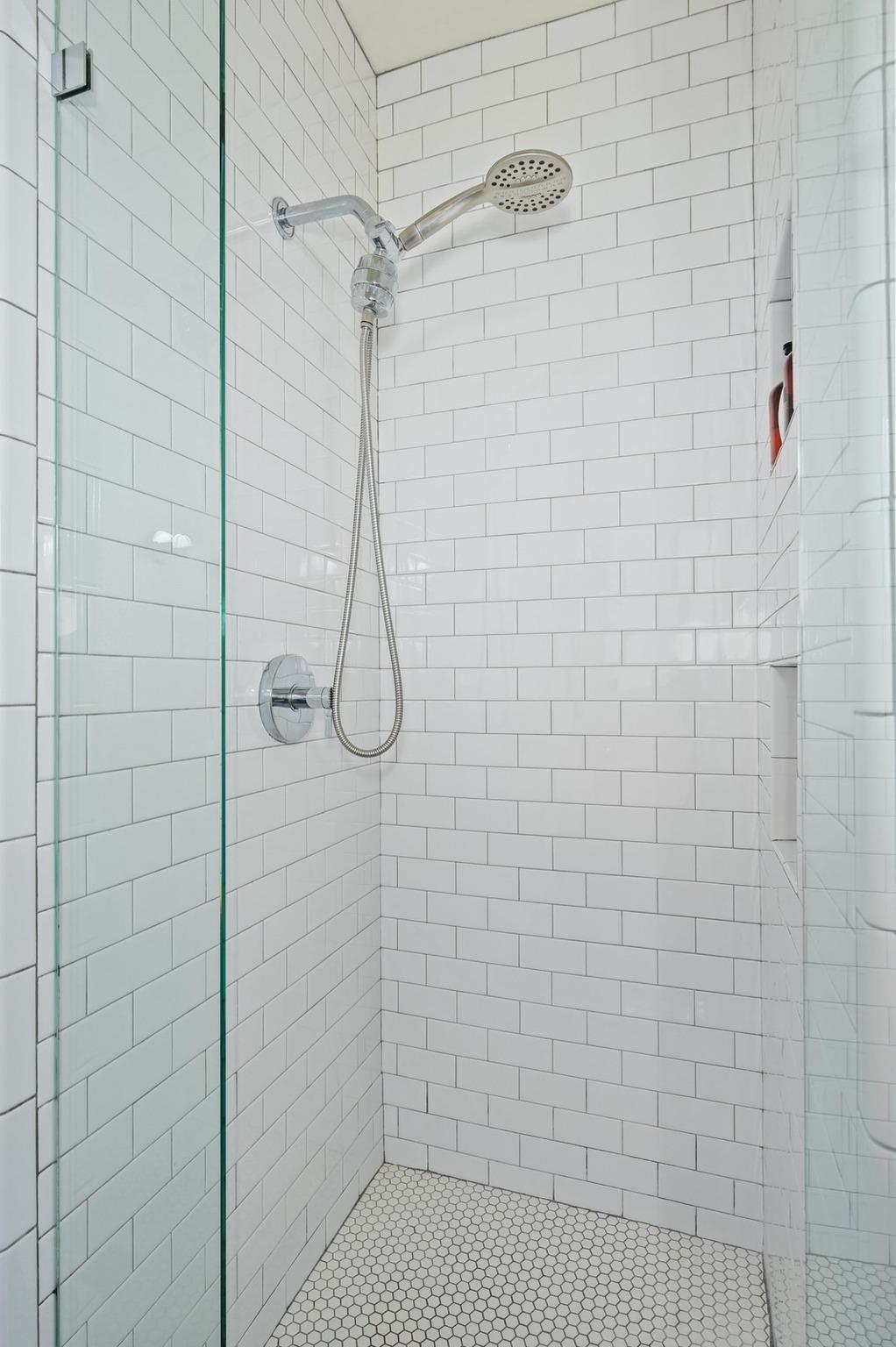 2721 Kinney Oaks Ct, Austin, TX 78704