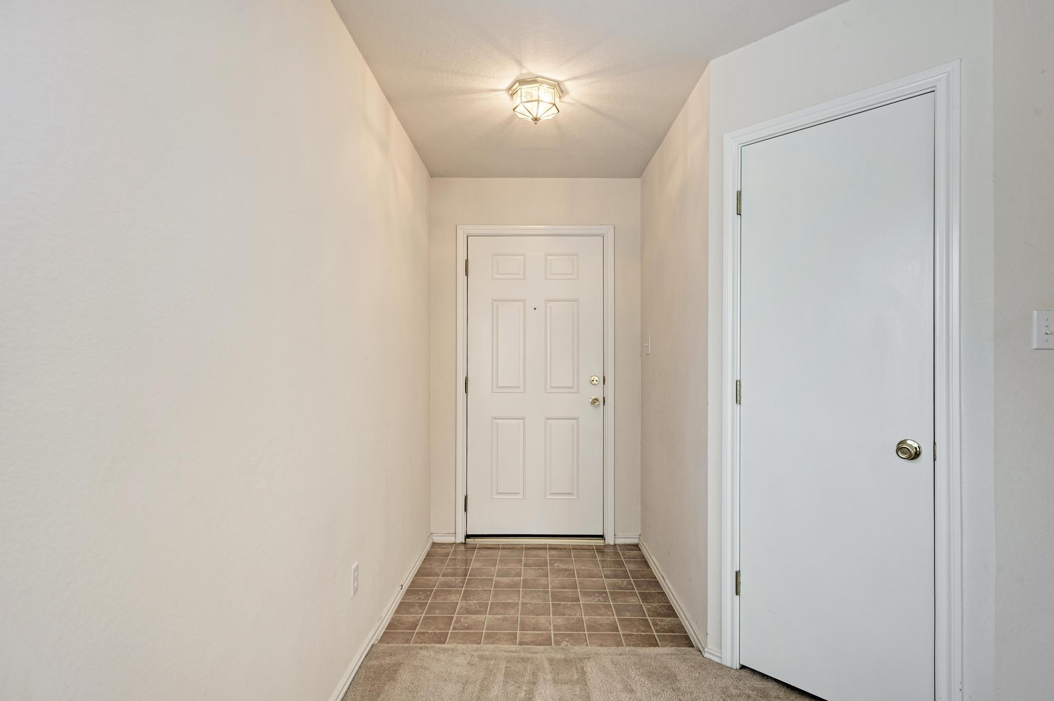 216 Wegstrom St, Hutto, TX 78634