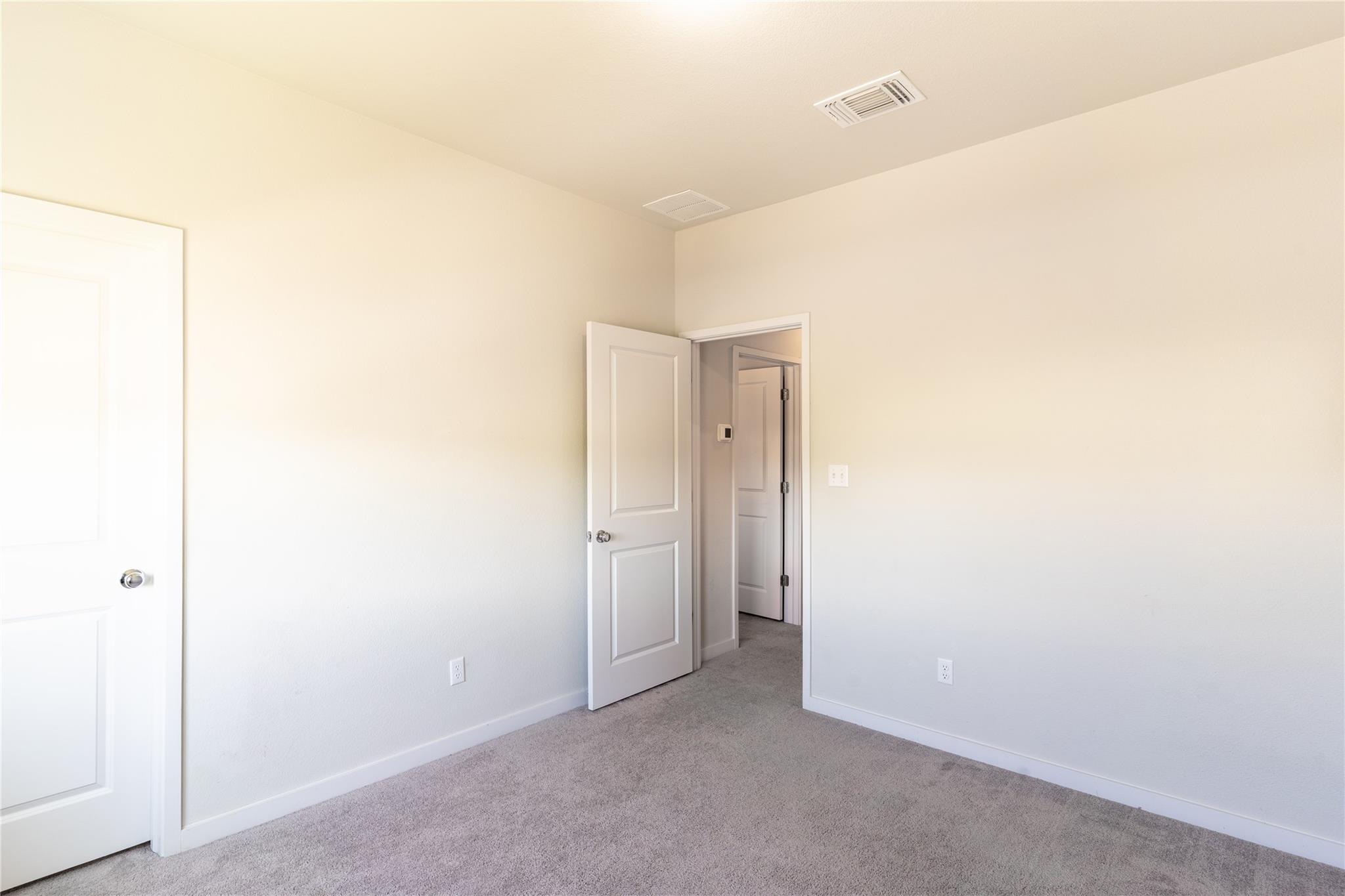 605 W South St # 321, Leander, TX 78641