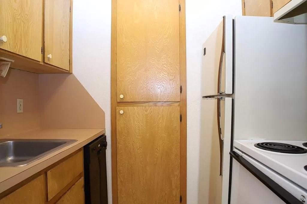 4701 Red River St # 302, Austin, TX 78751