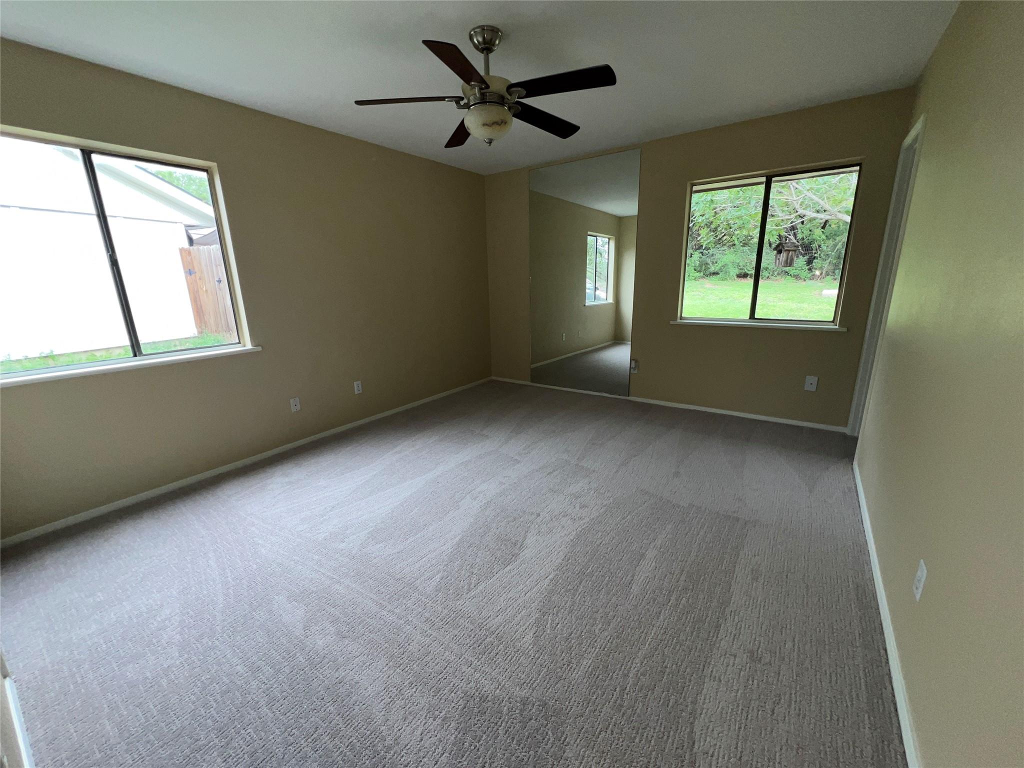 2007 Castle Gate Cir, San Marcos, TX 78666