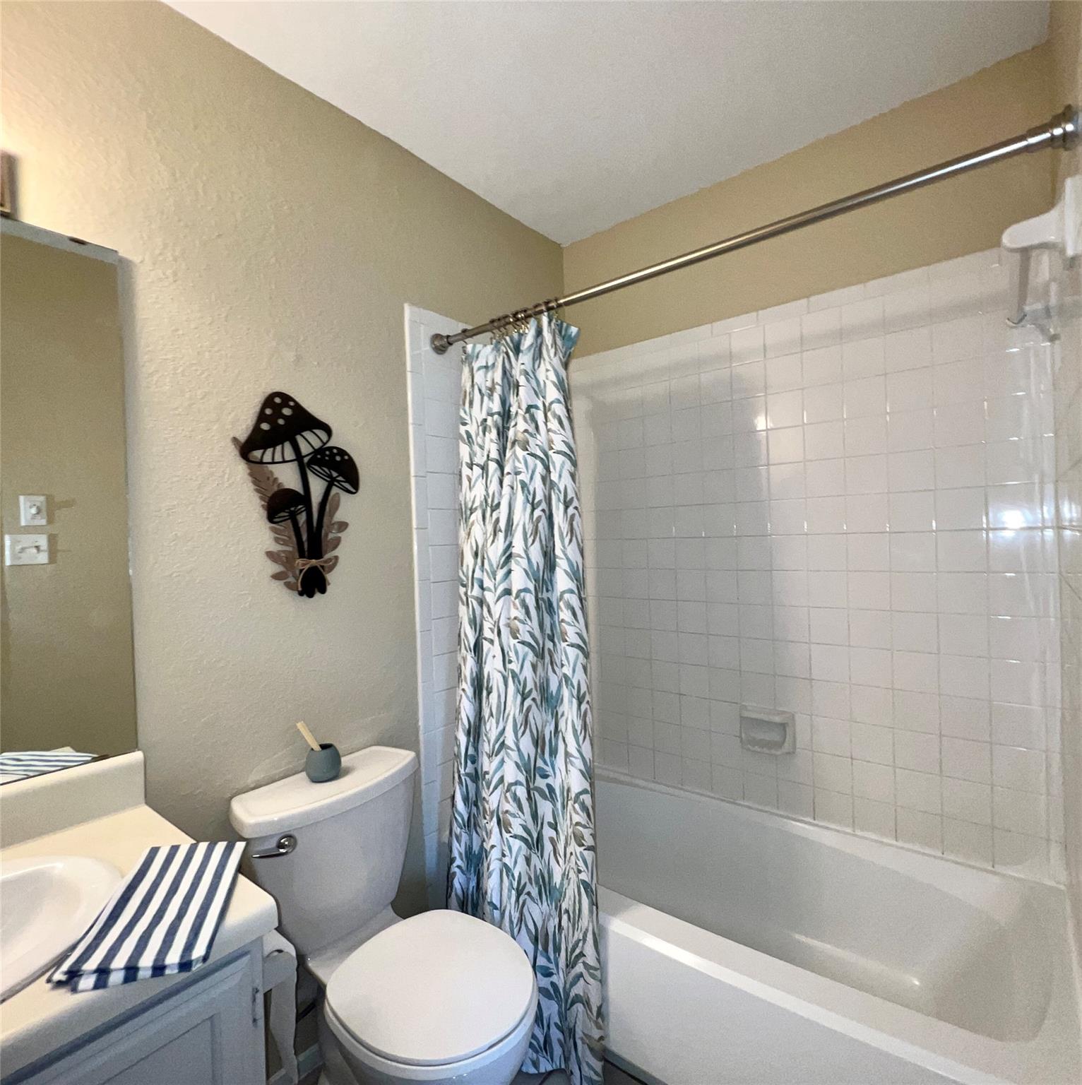 2007 Castle Gate Cir, San Marcos, TX 78666