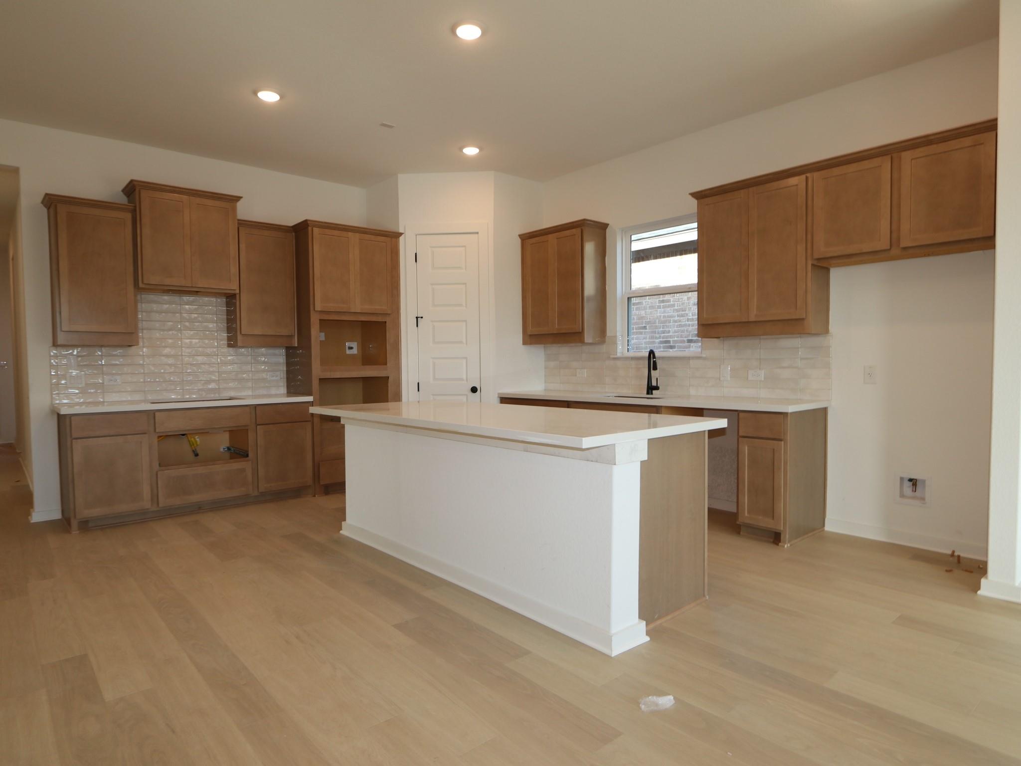 137 Bishop Wood Rd, Dripping Springs, TX 78620