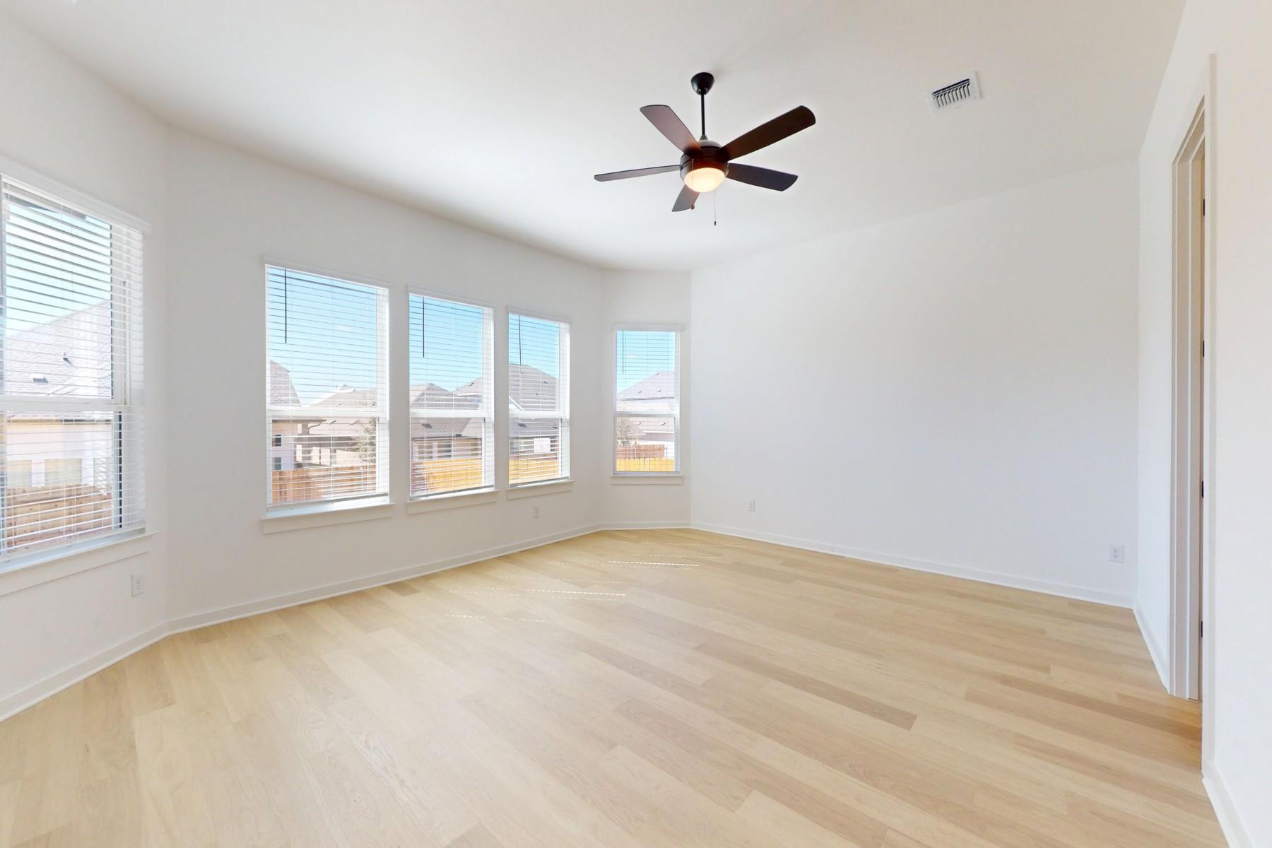 137 Bishop Wood Rd, Dripping Springs, TX 78620