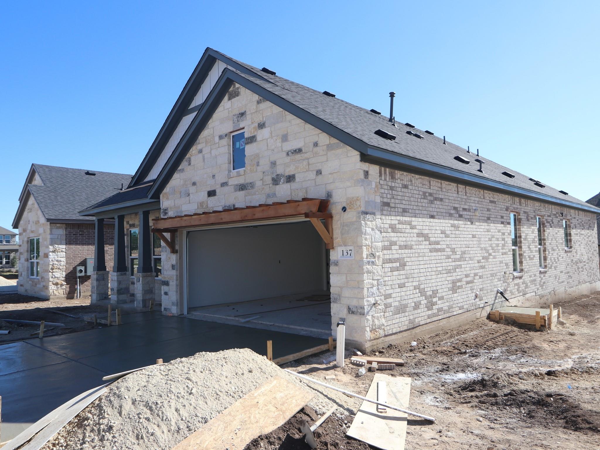 137 Bishop Wood Rd, Dripping Springs, TX 78620