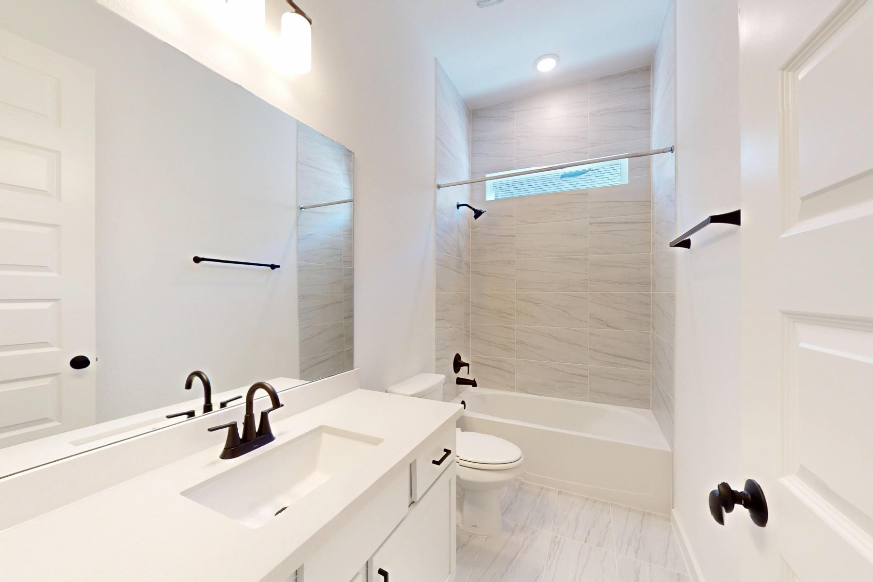 137 Bishop Wood Rd, Dripping Springs, TX 78620