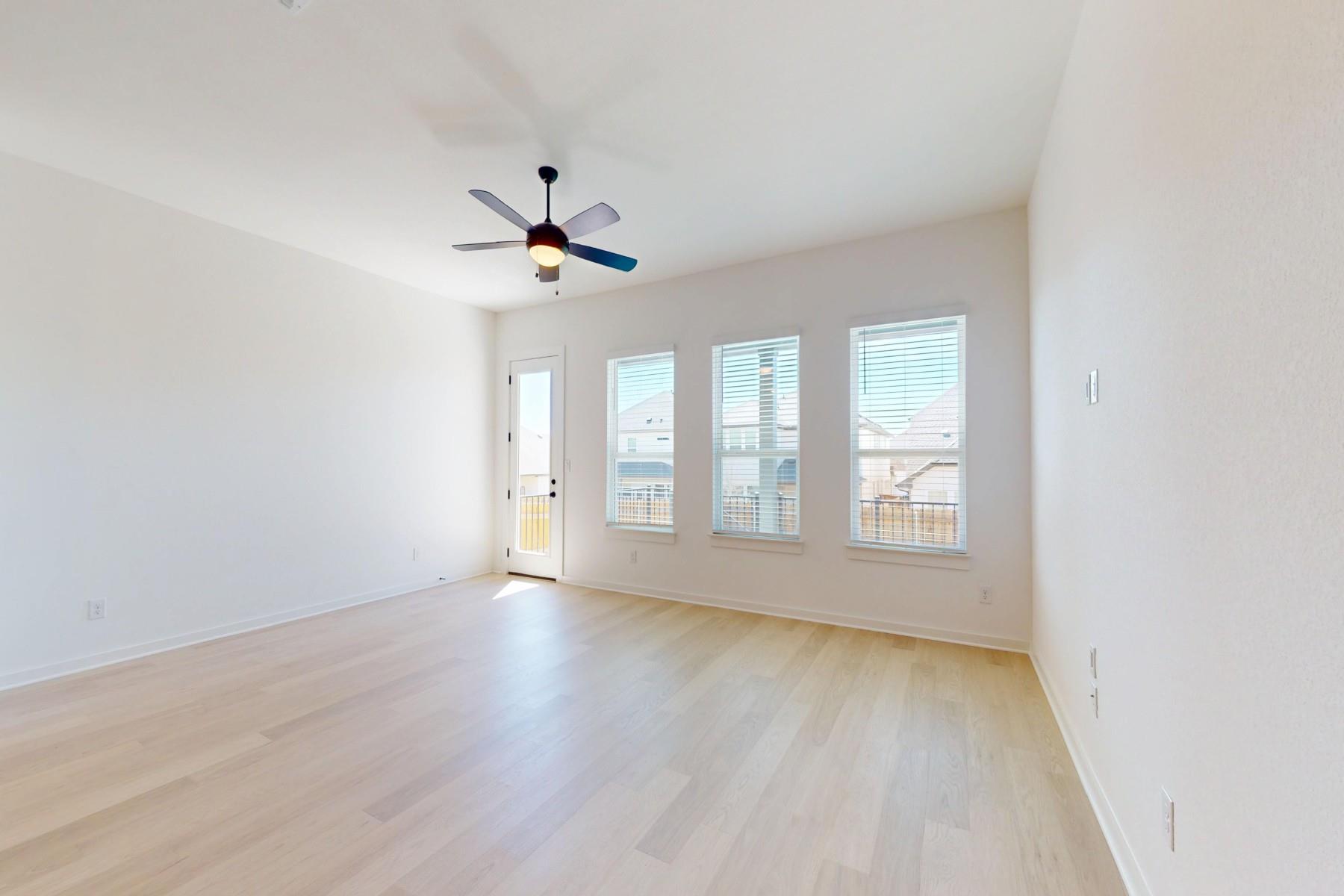 137 Bishop Wood Rd, Dripping Springs, TX 78620