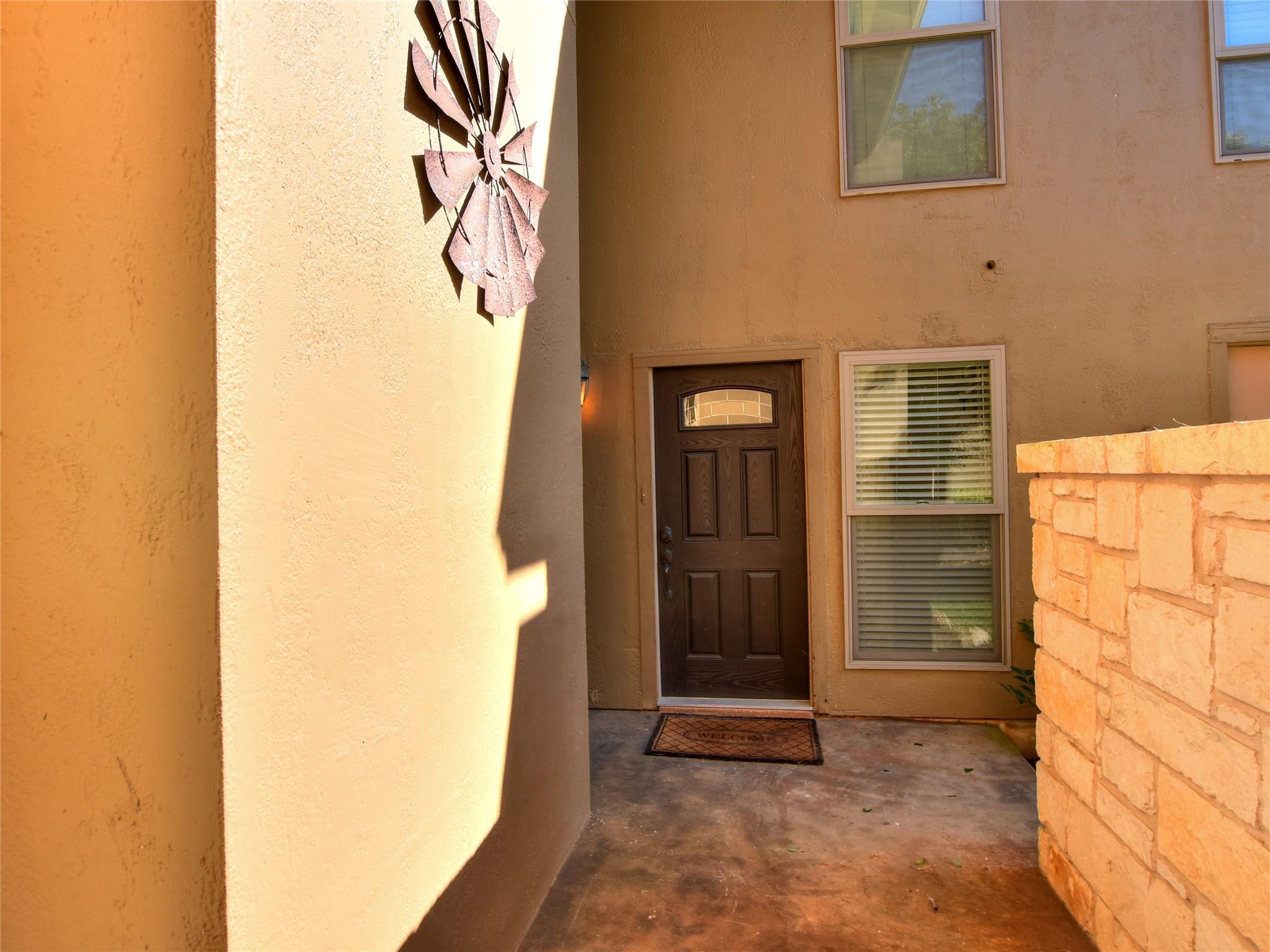 222 Lido St # J-2, Lakeway, TX 78734