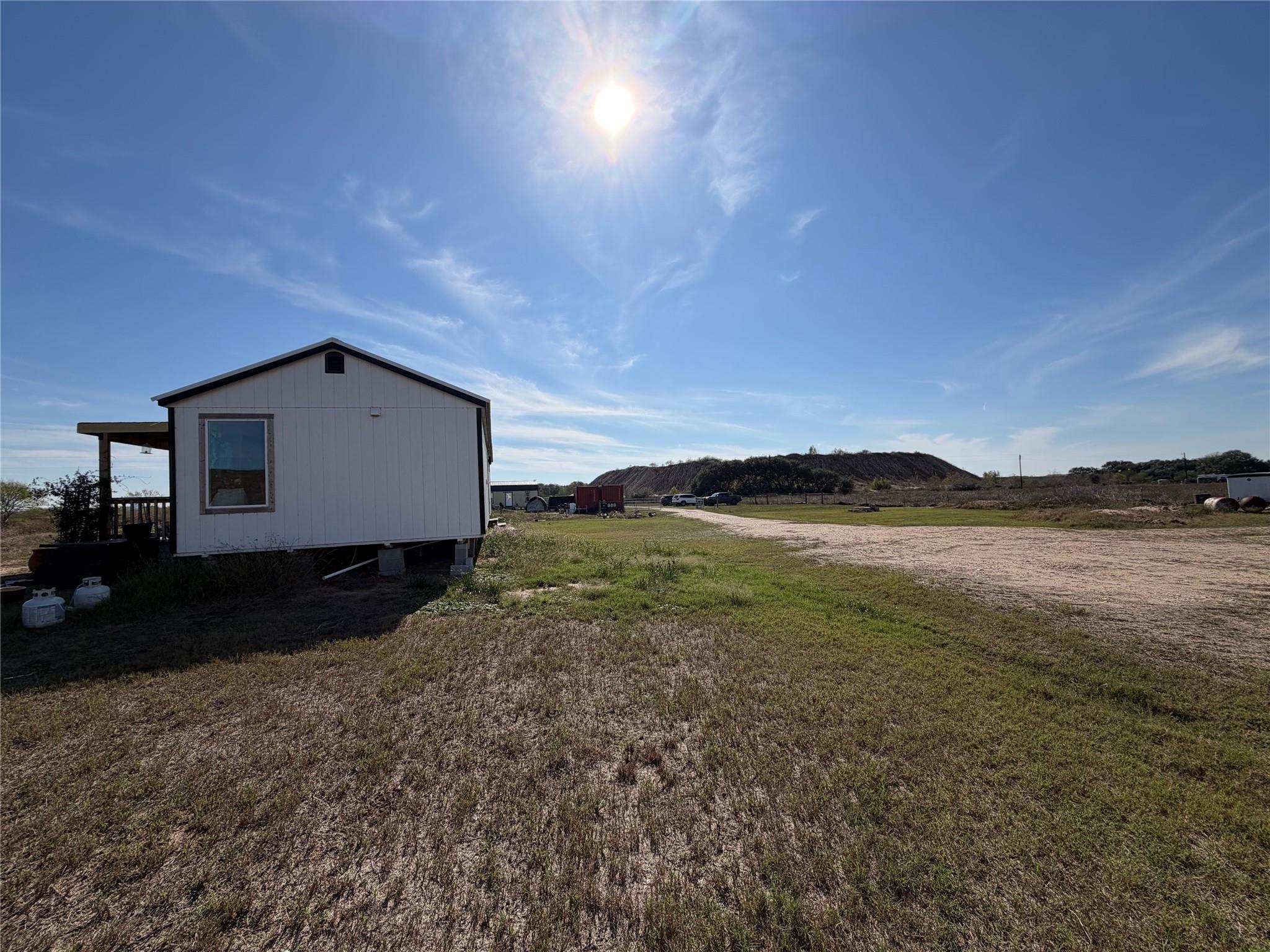 2051 County Road 102, Columbus, TX 78934