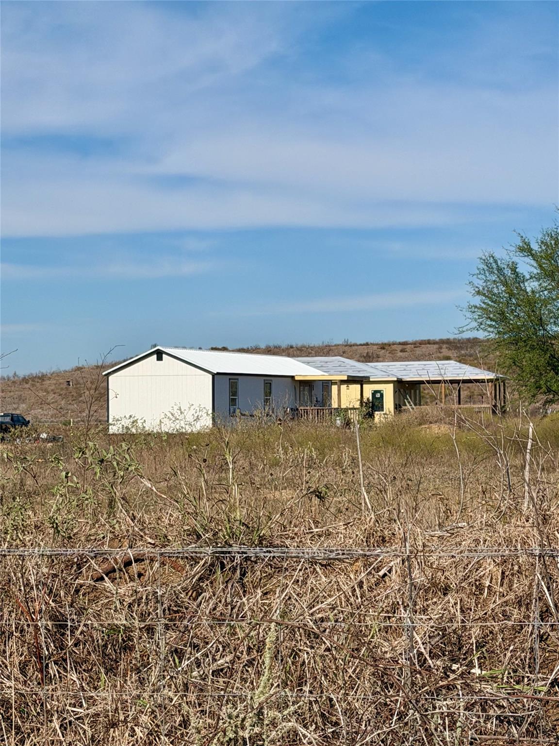 2051 County Road 102, Columbus, TX 78934