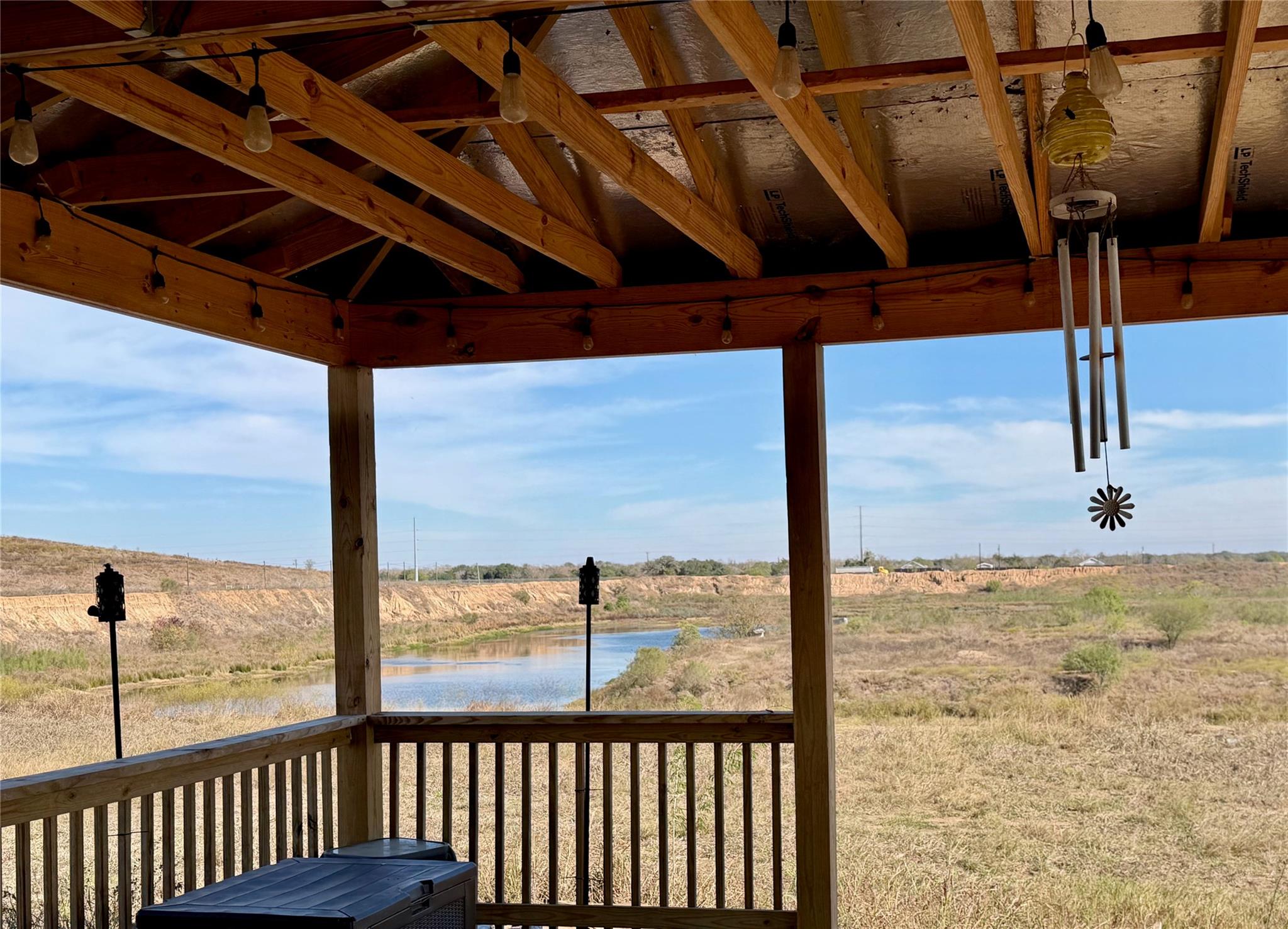 2051 County Road 102, Columbus, TX 78934